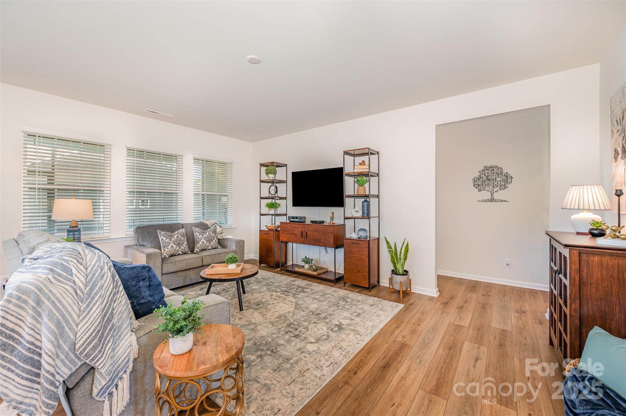 153 Pampas Place