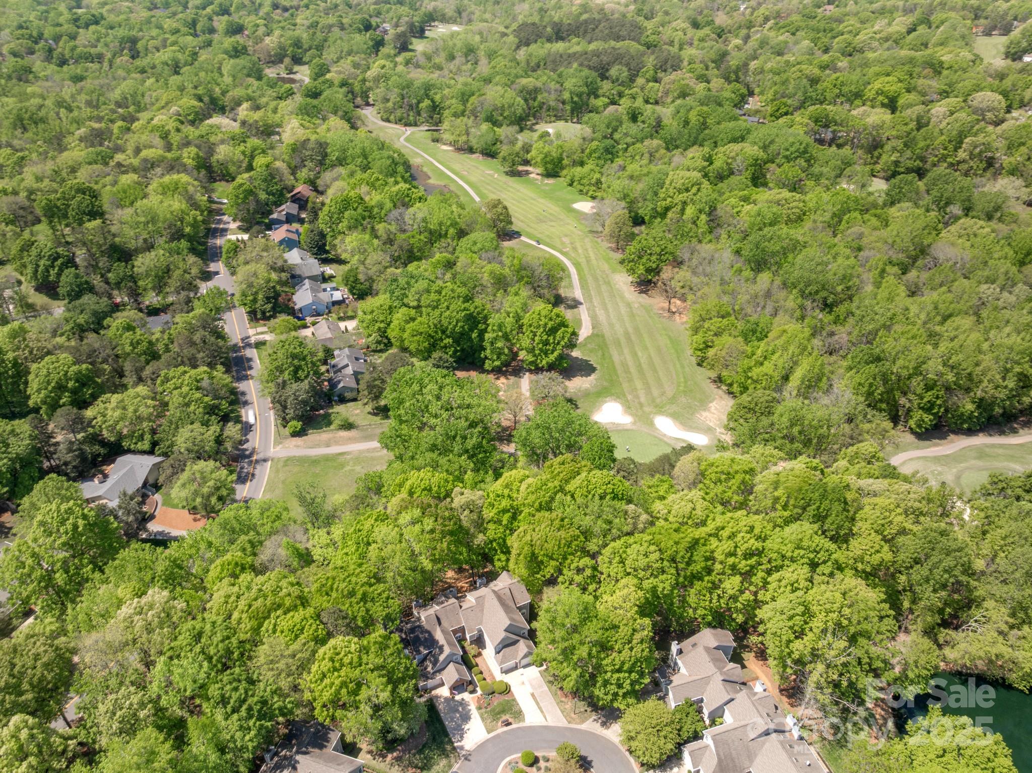 9012 Saint Thomas Lane
