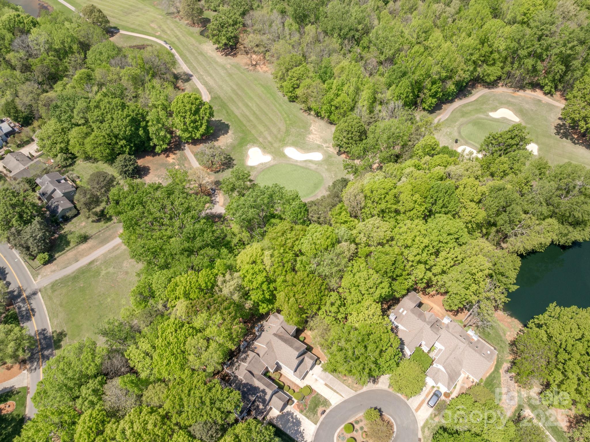 9012 Saint Thomas Lane