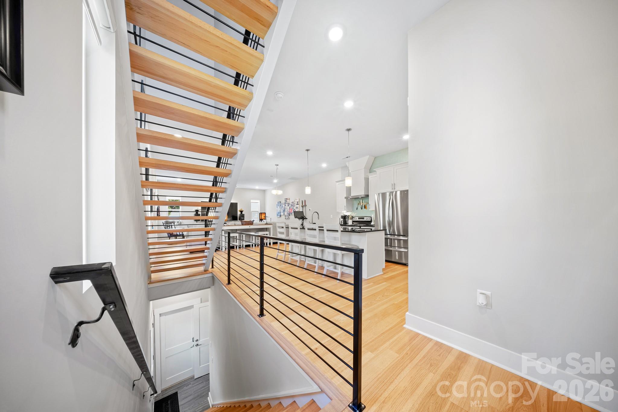 1115 Greenleaf Avenue Unit: B