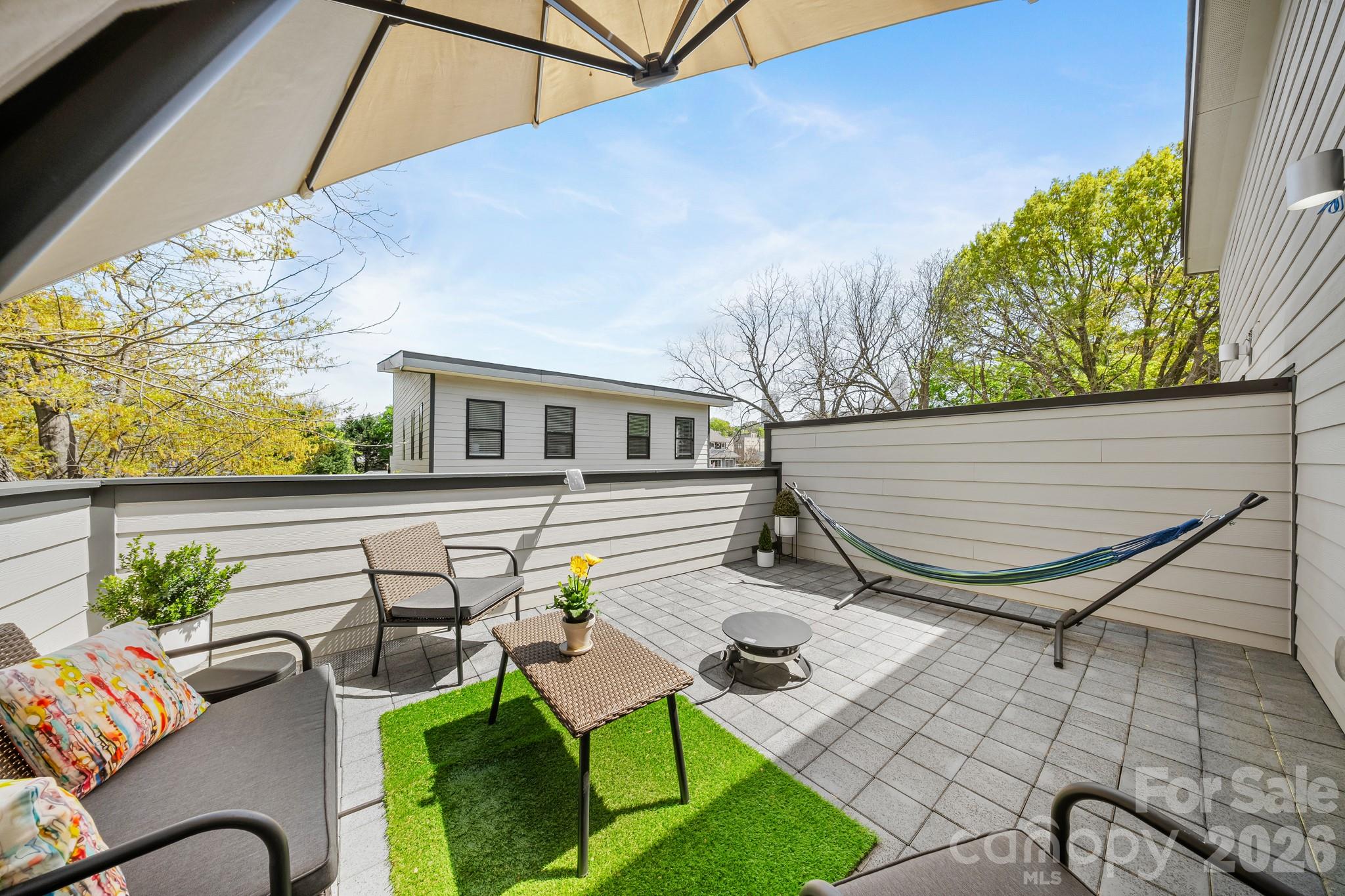 1115 Greenleaf Avenue Unit: B