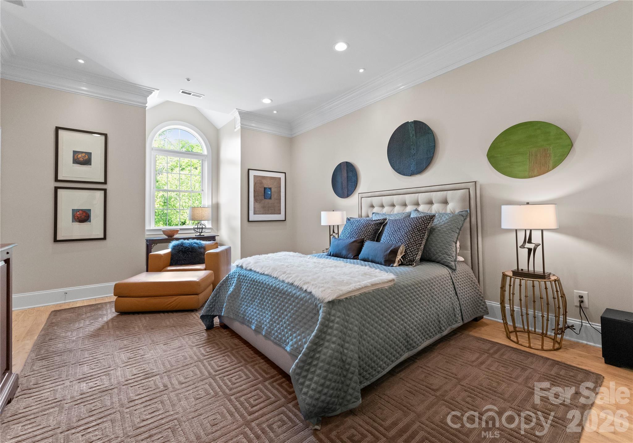 974 Queens Road