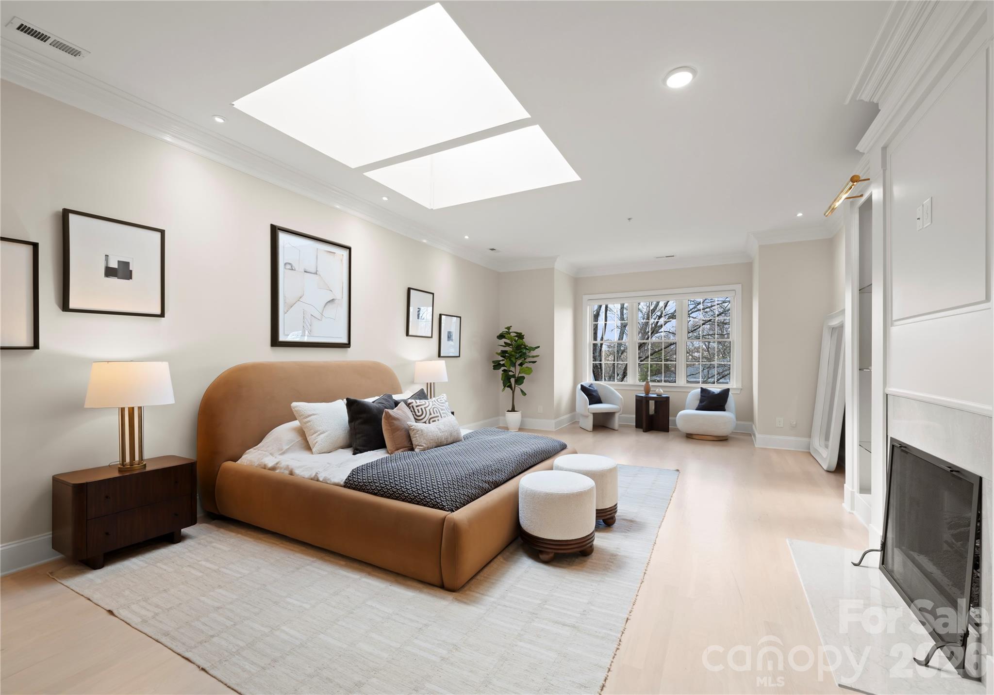974 Queens Road