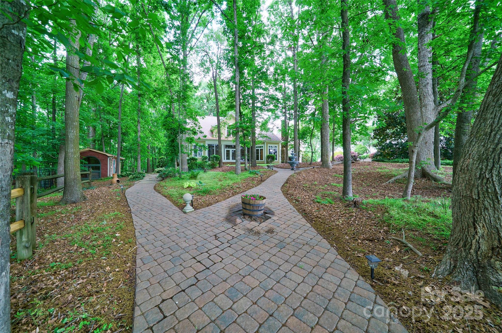 3400 Baucom Manor Road