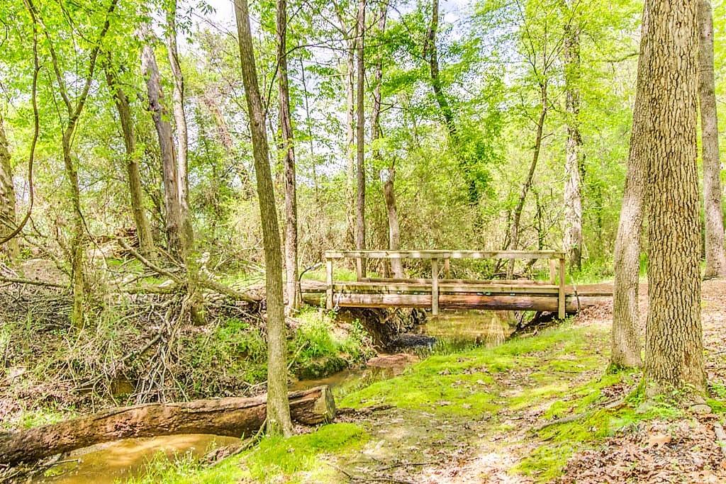 3400 Baucom Manor Road