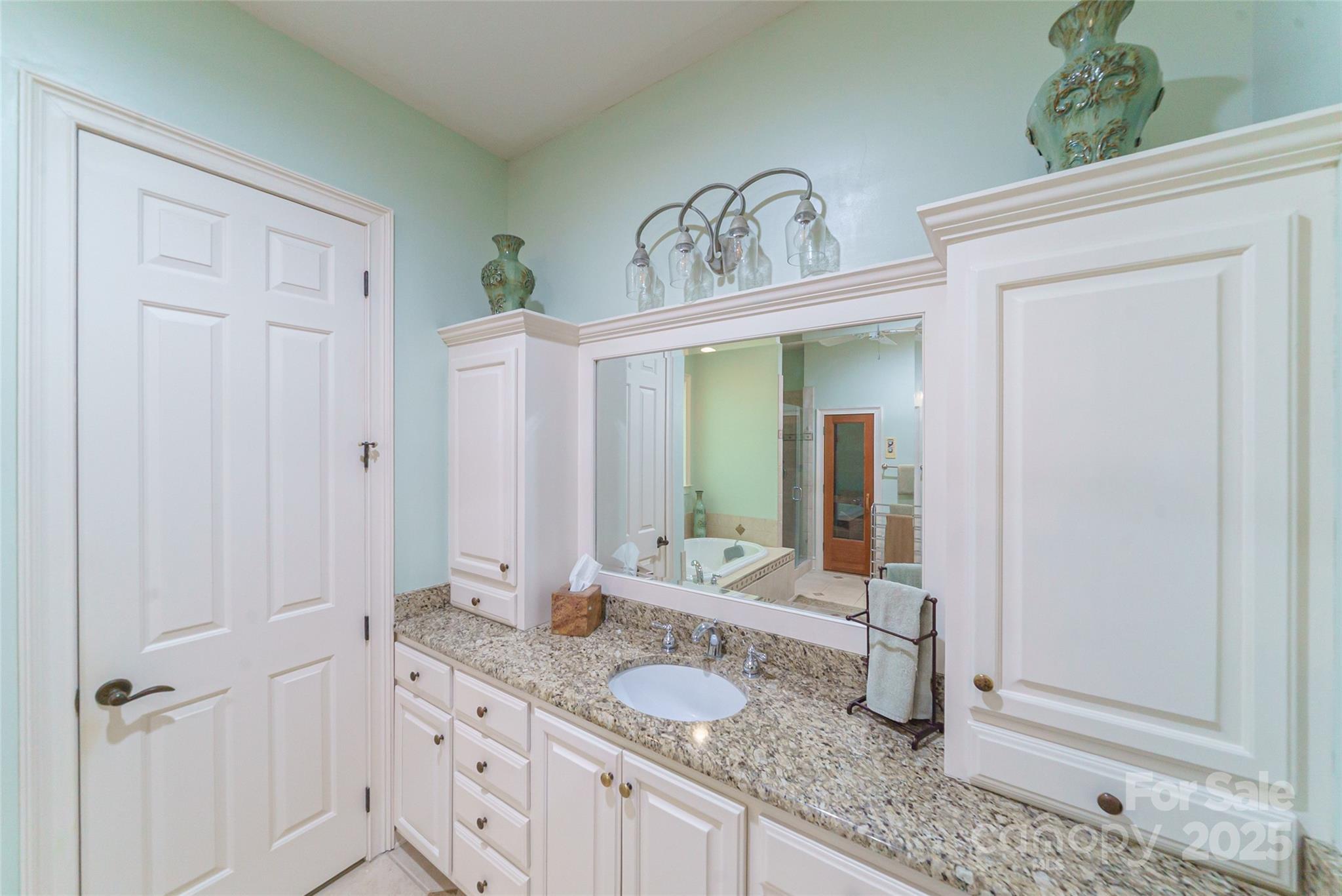 3400 Baucom Manor Road