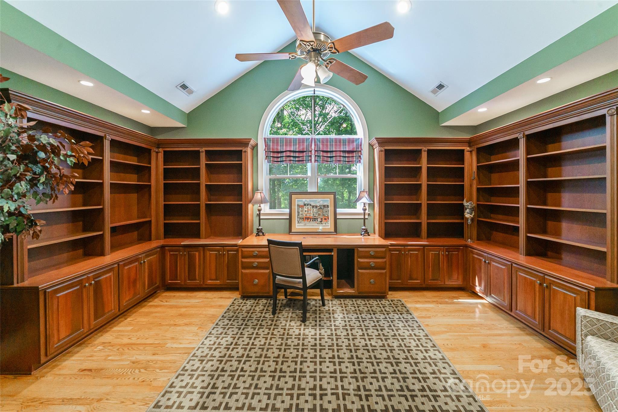 3400 Baucom Manor Road