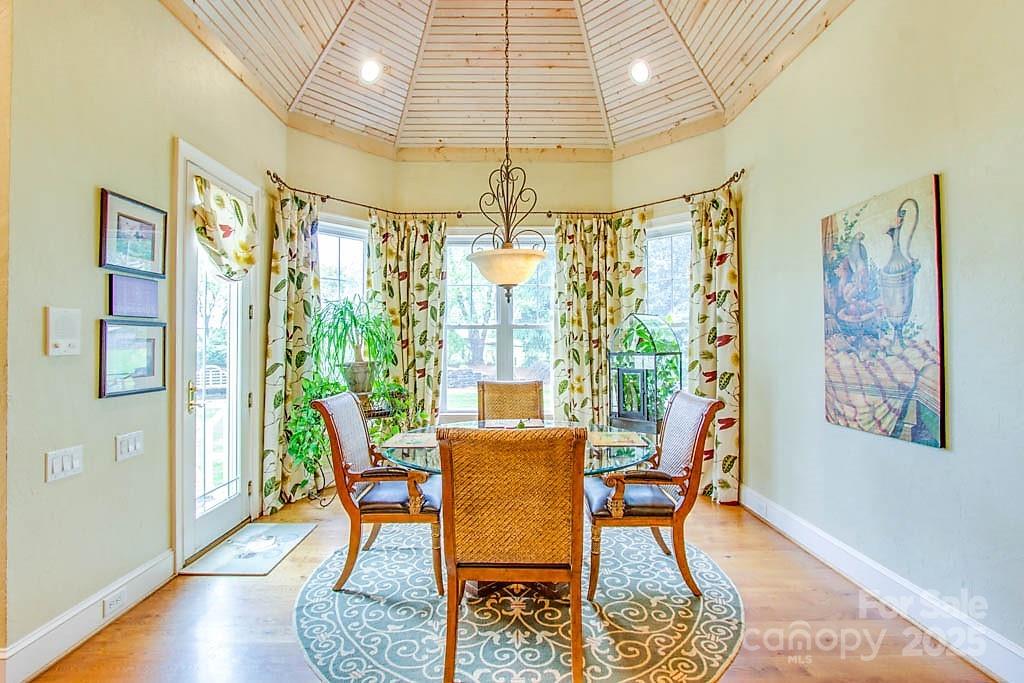 3400 Baucom Manor Road