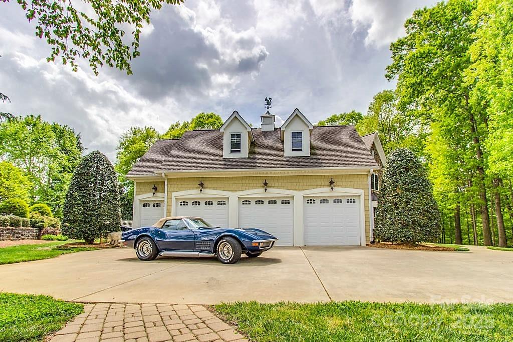 3400 Baucom Manor Road
