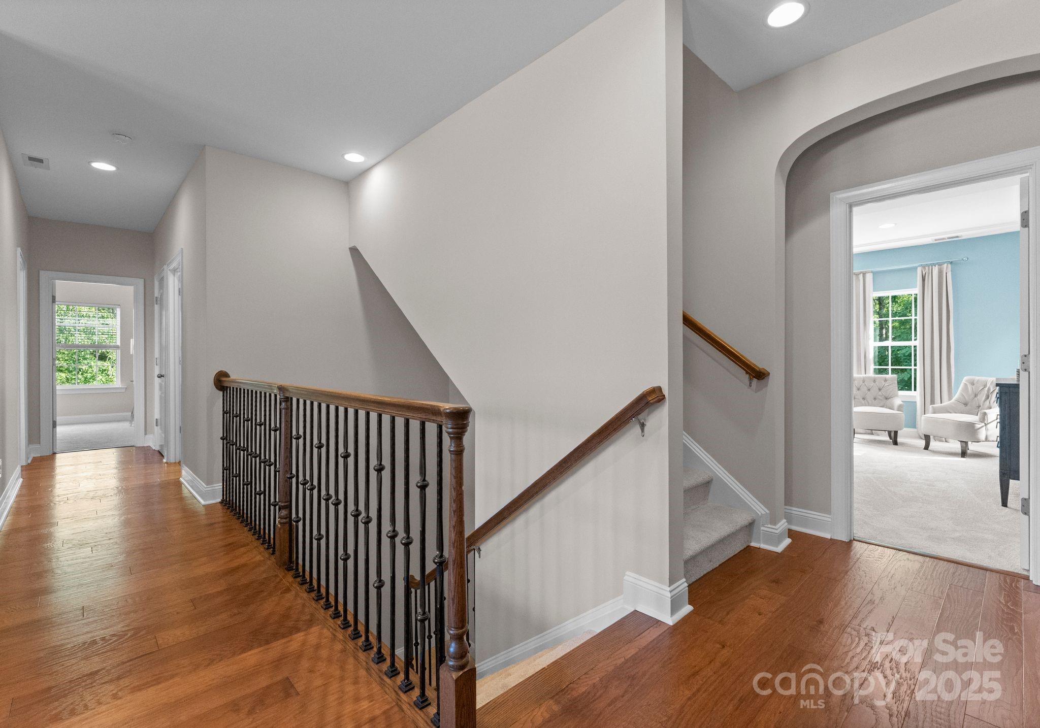 1410 Smoketree Court