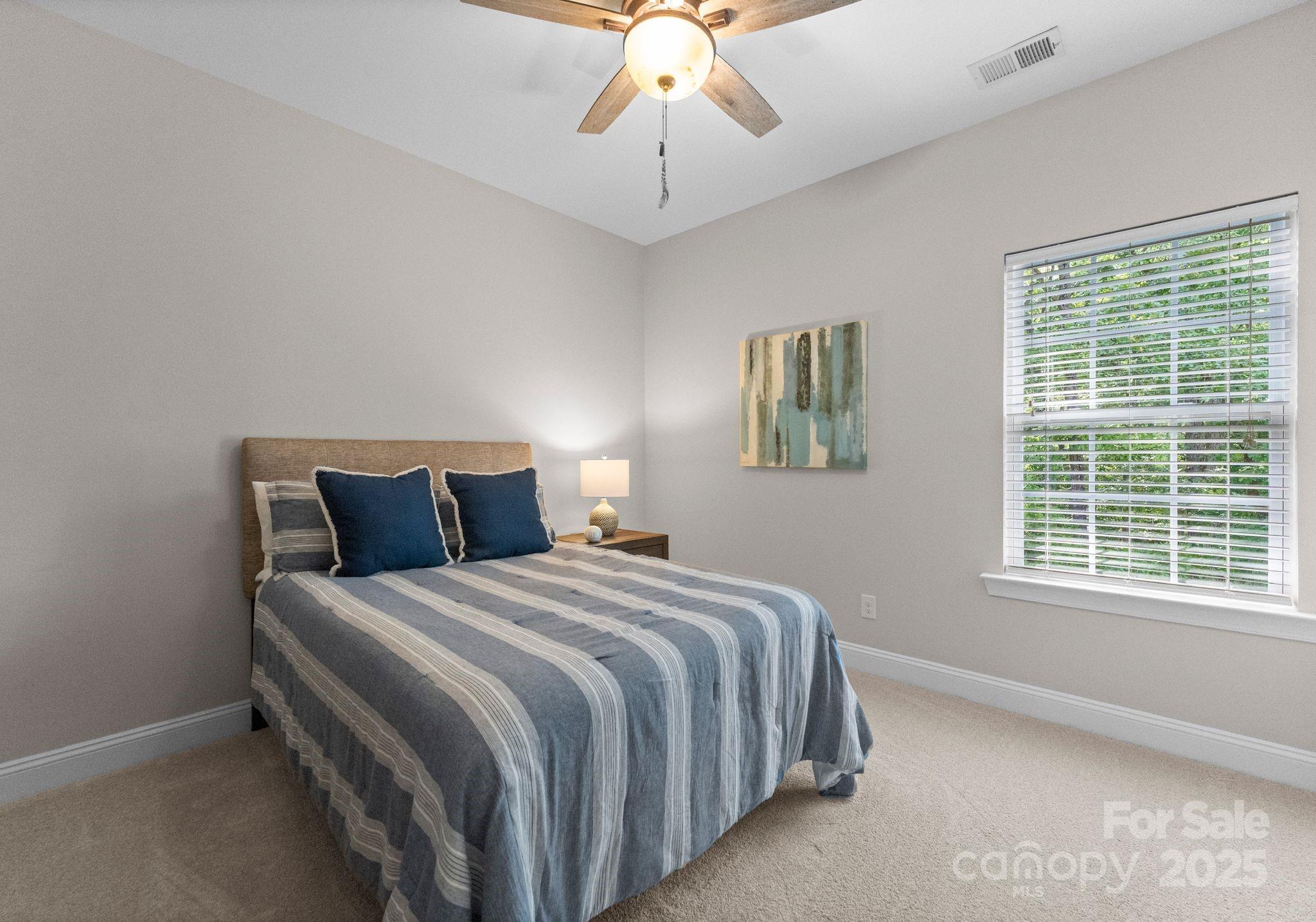 1410 Smoketree Court