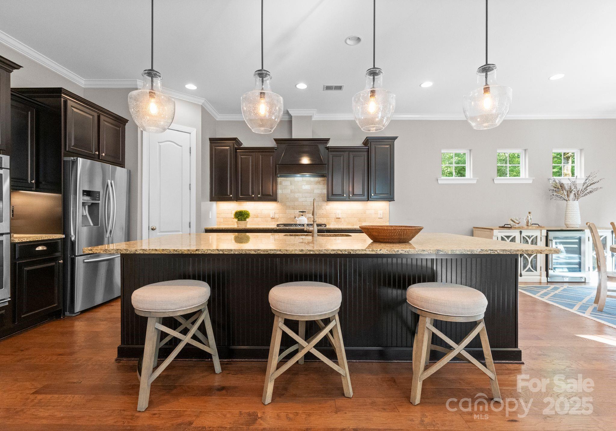 1410 Smoketree Court
