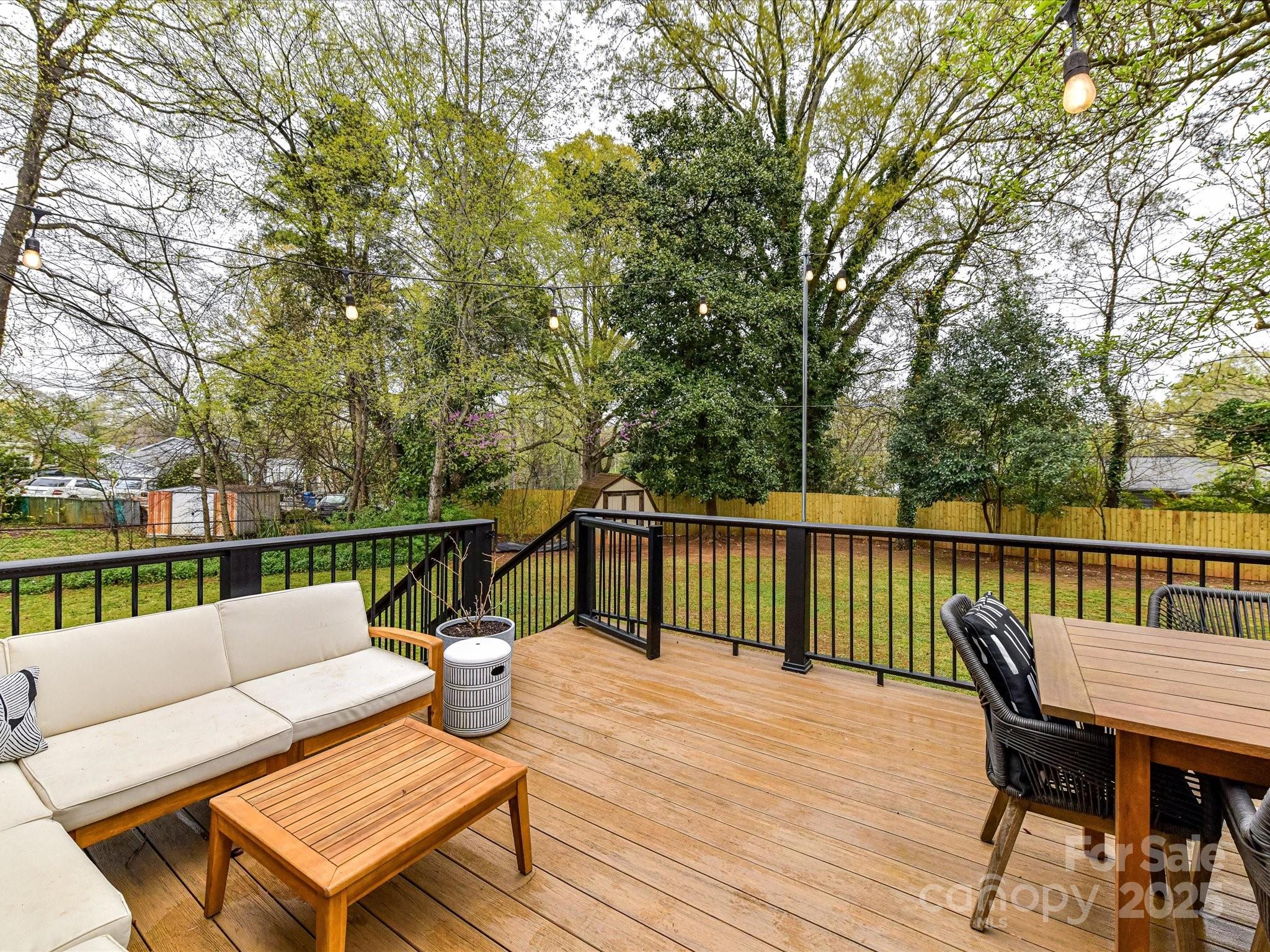 2816 Eastport Road