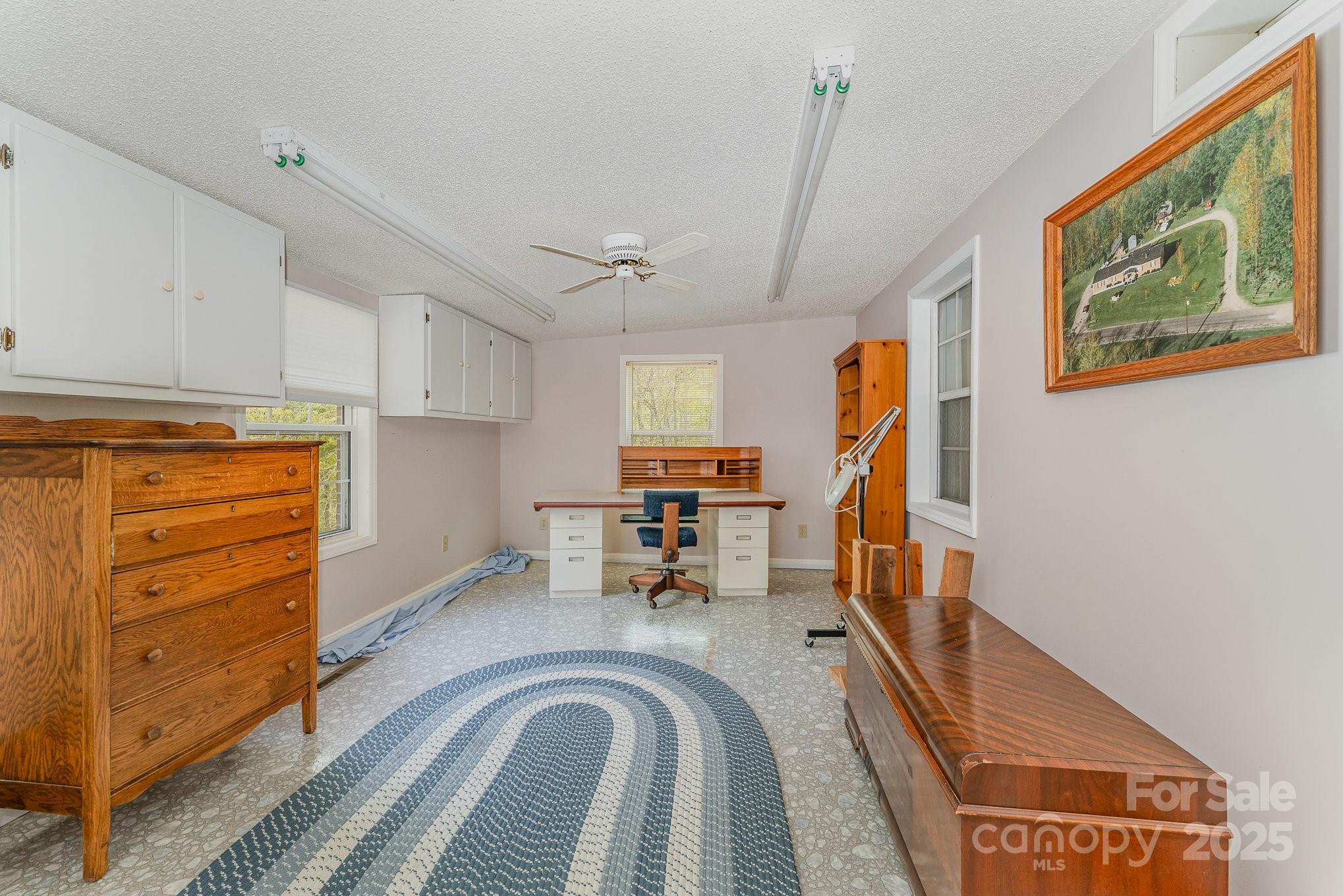 5013 Friendship Circle Road