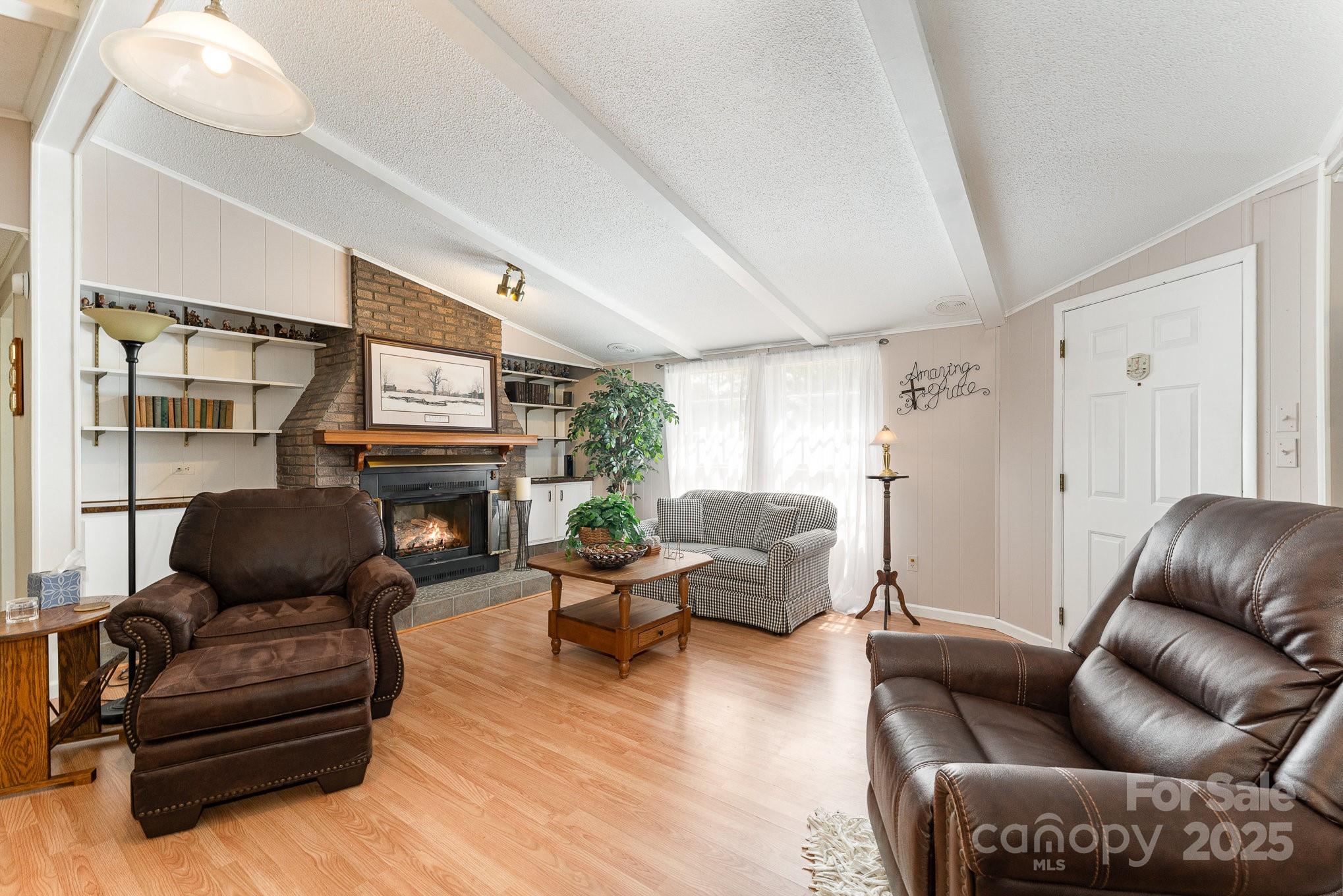 5013 Friendship Circle Road