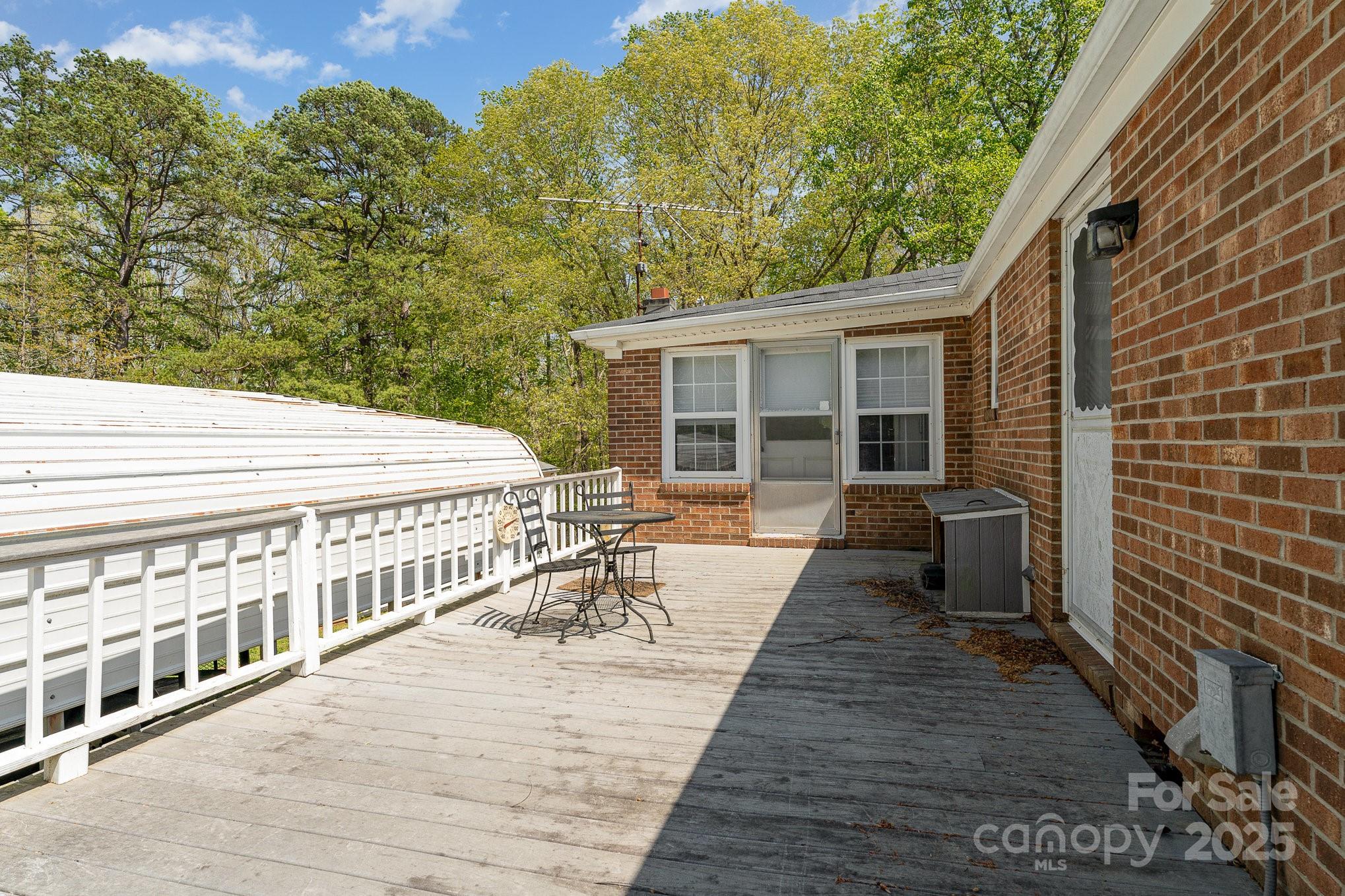 5013 Friendship Circle Road