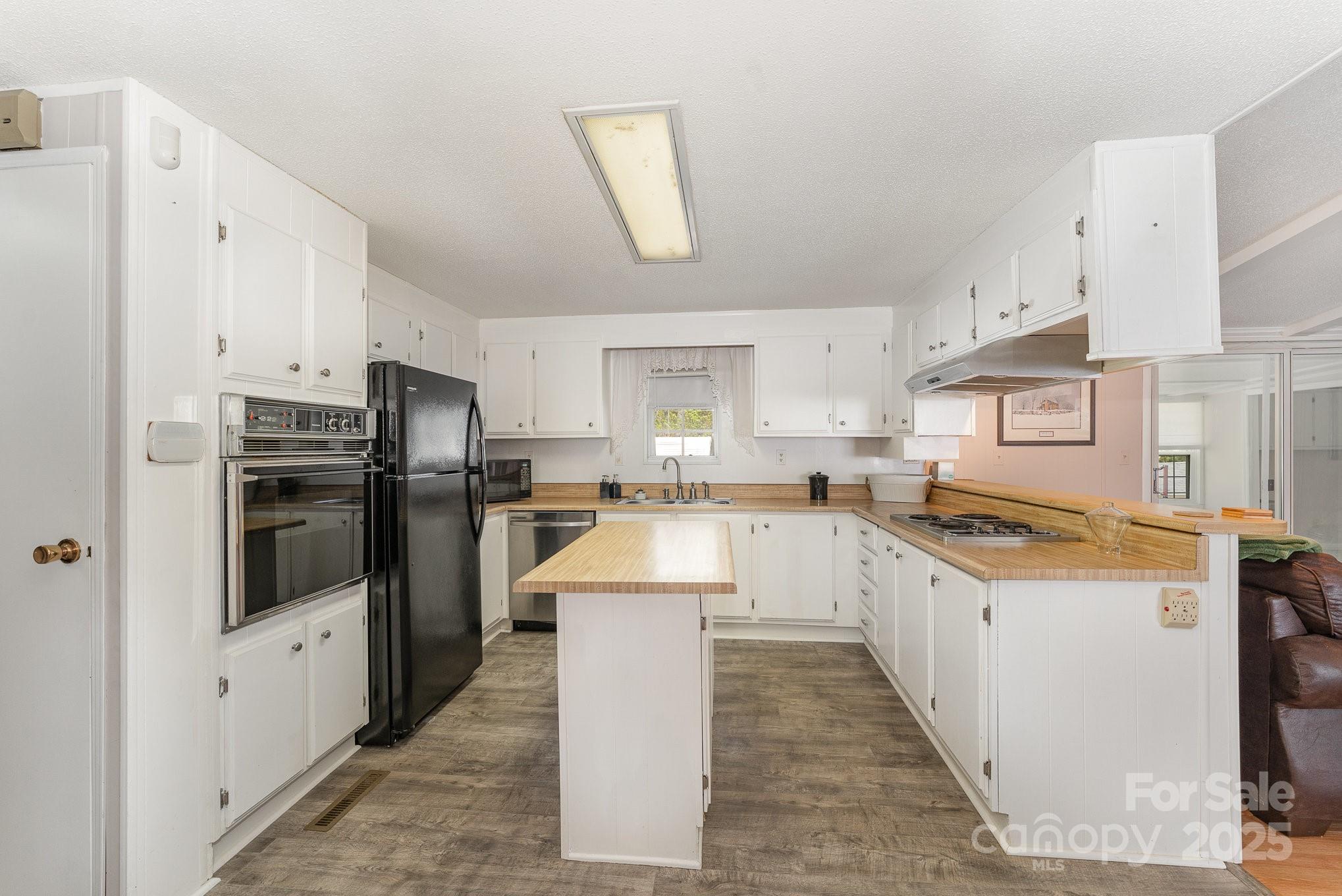 5013 Friendship Circle Road