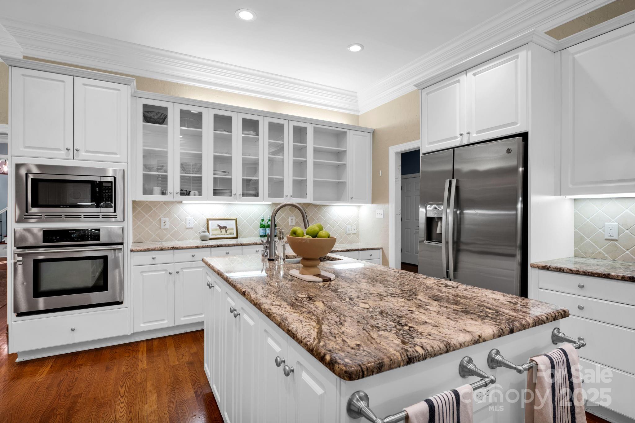 8305 Bar Harbor Lane