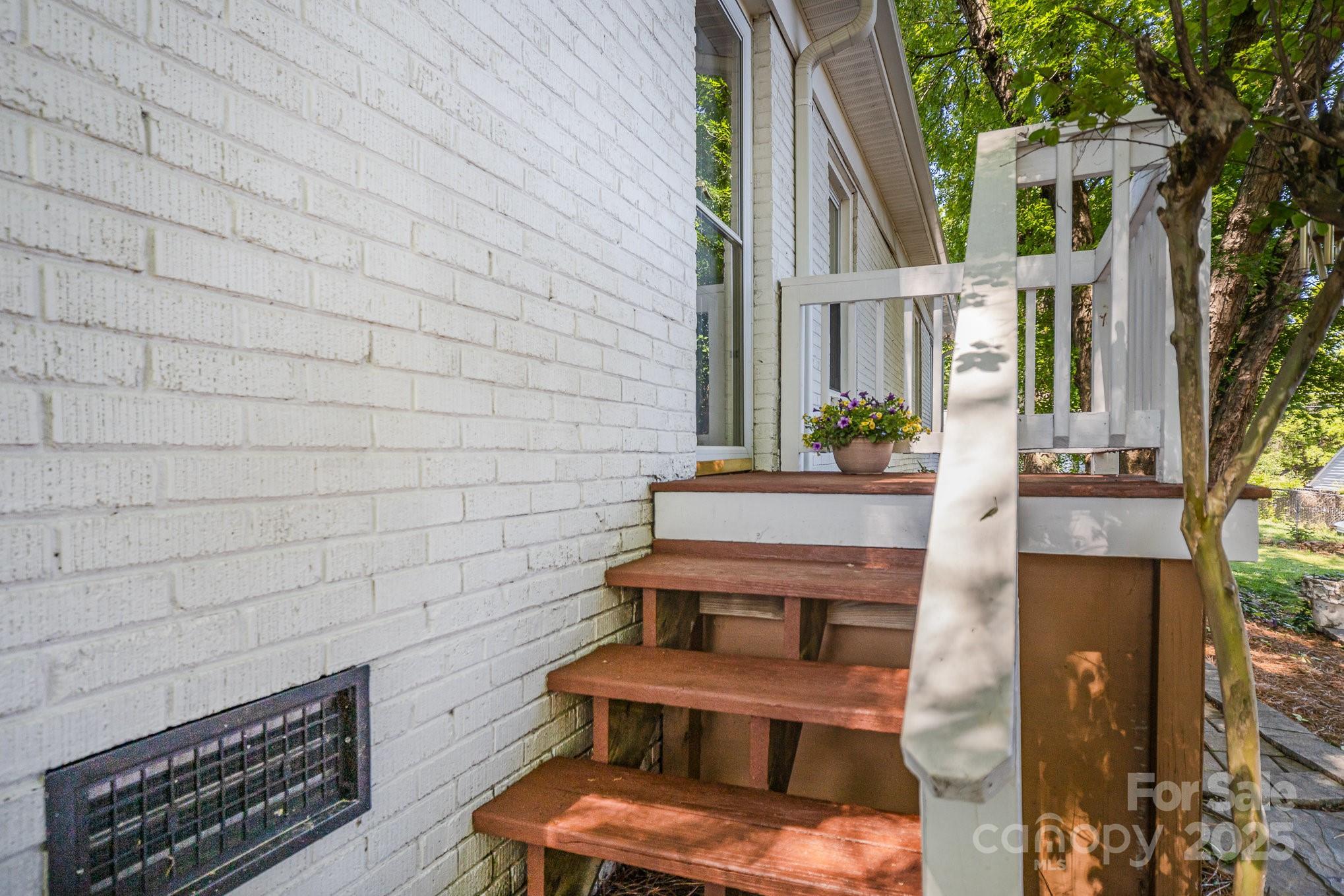 2109 Brewton Drive