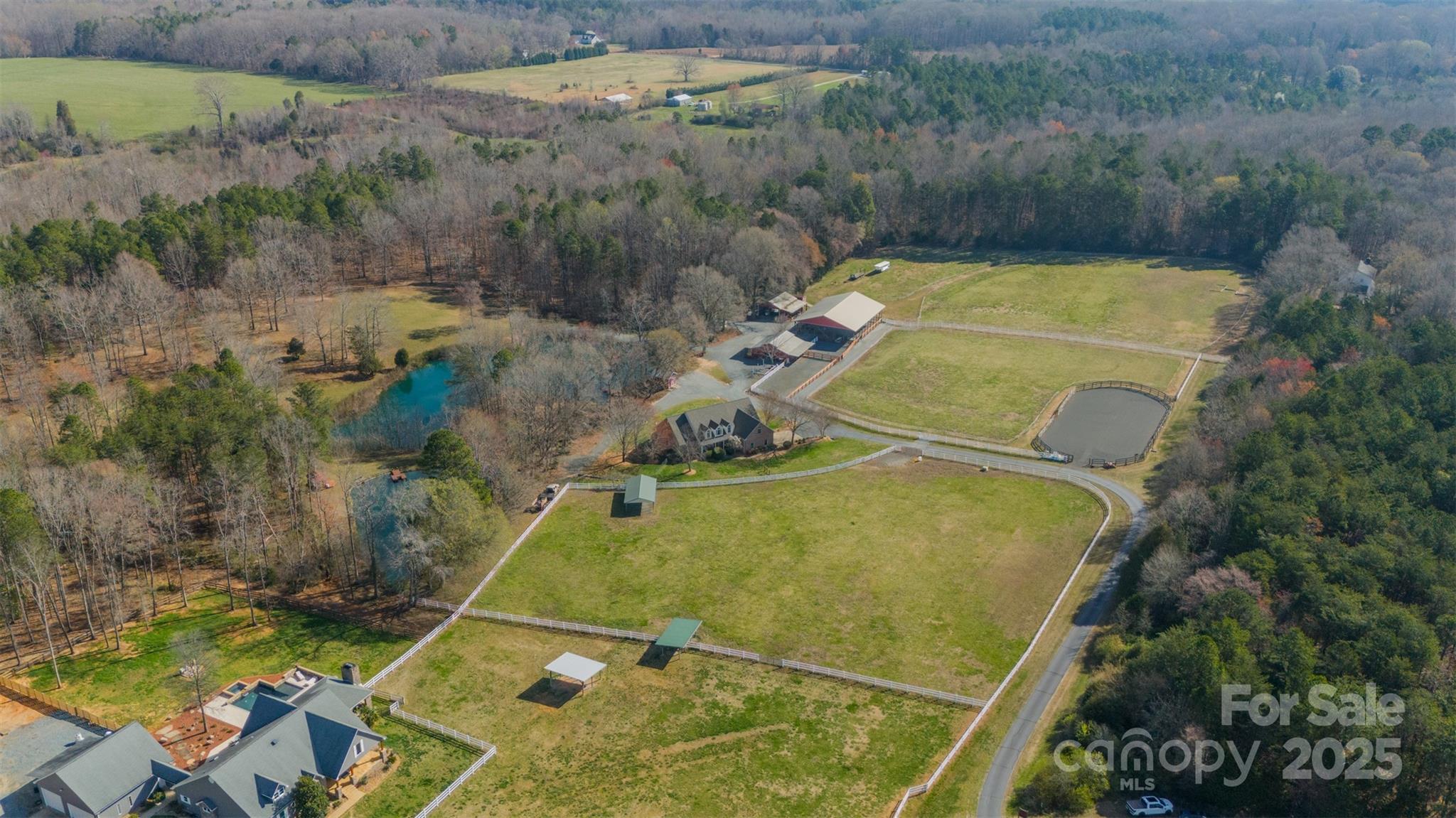 565 Trexler Loop