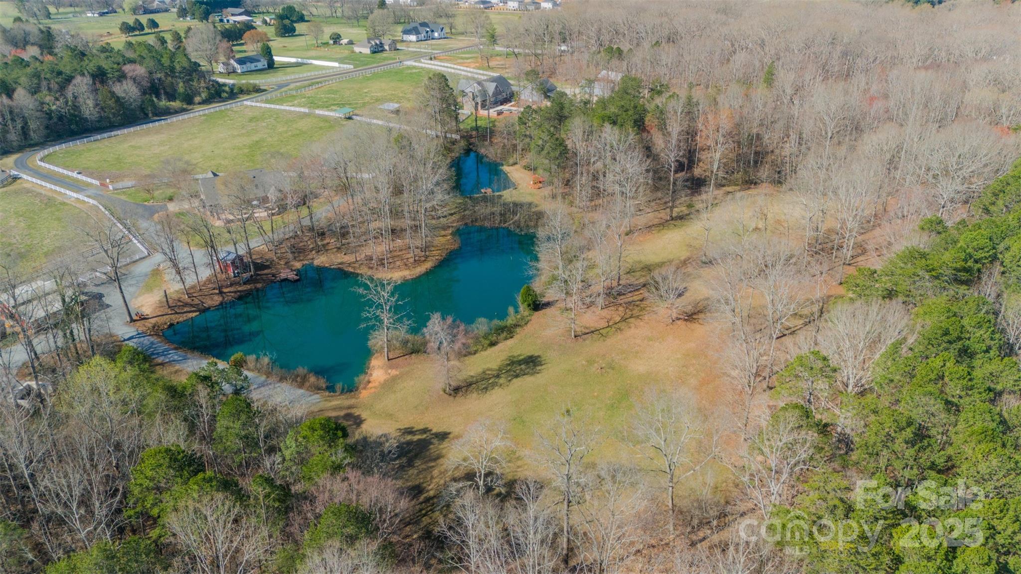 565 Trexler Loop
