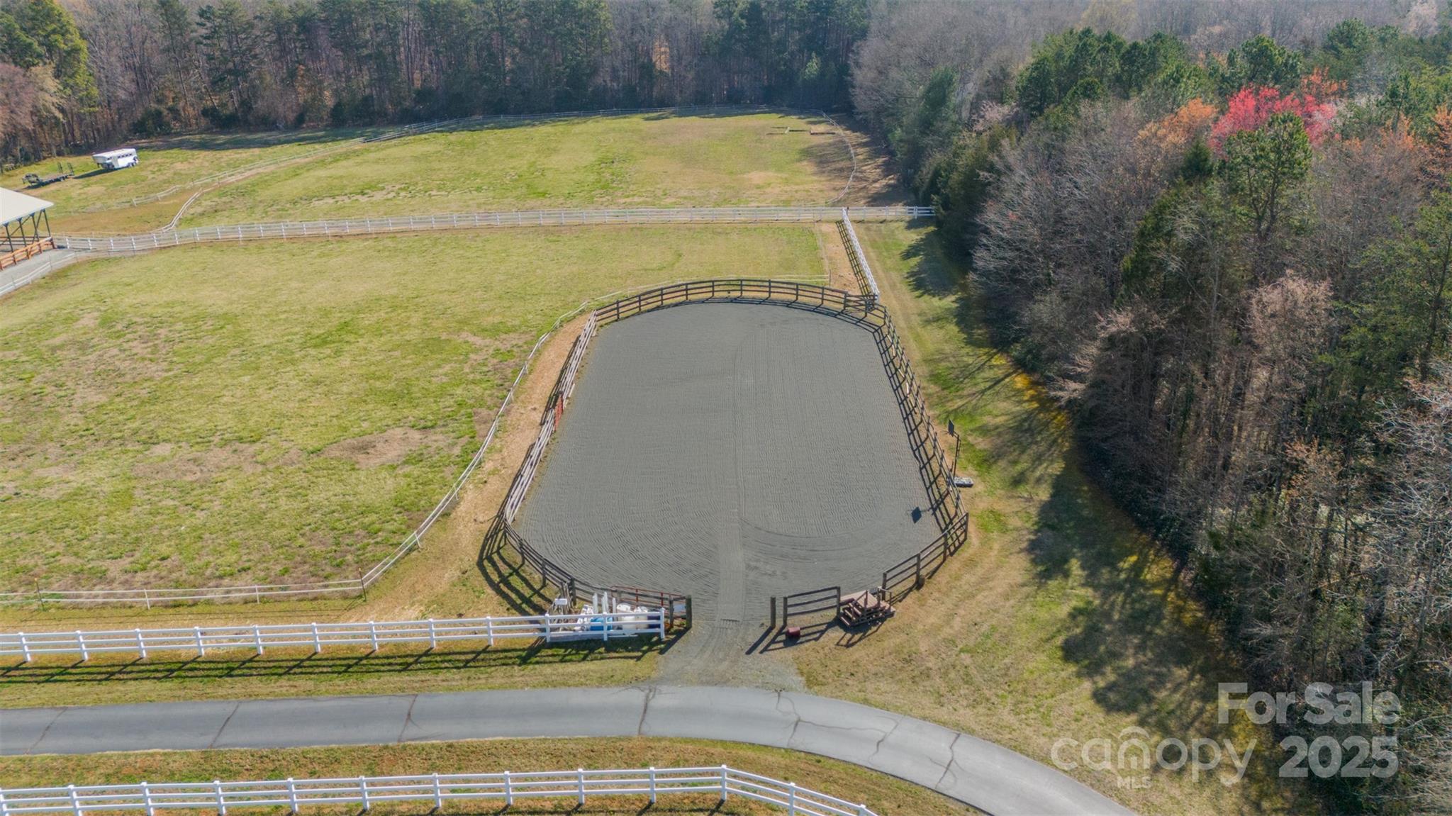 565 Trexler Loop