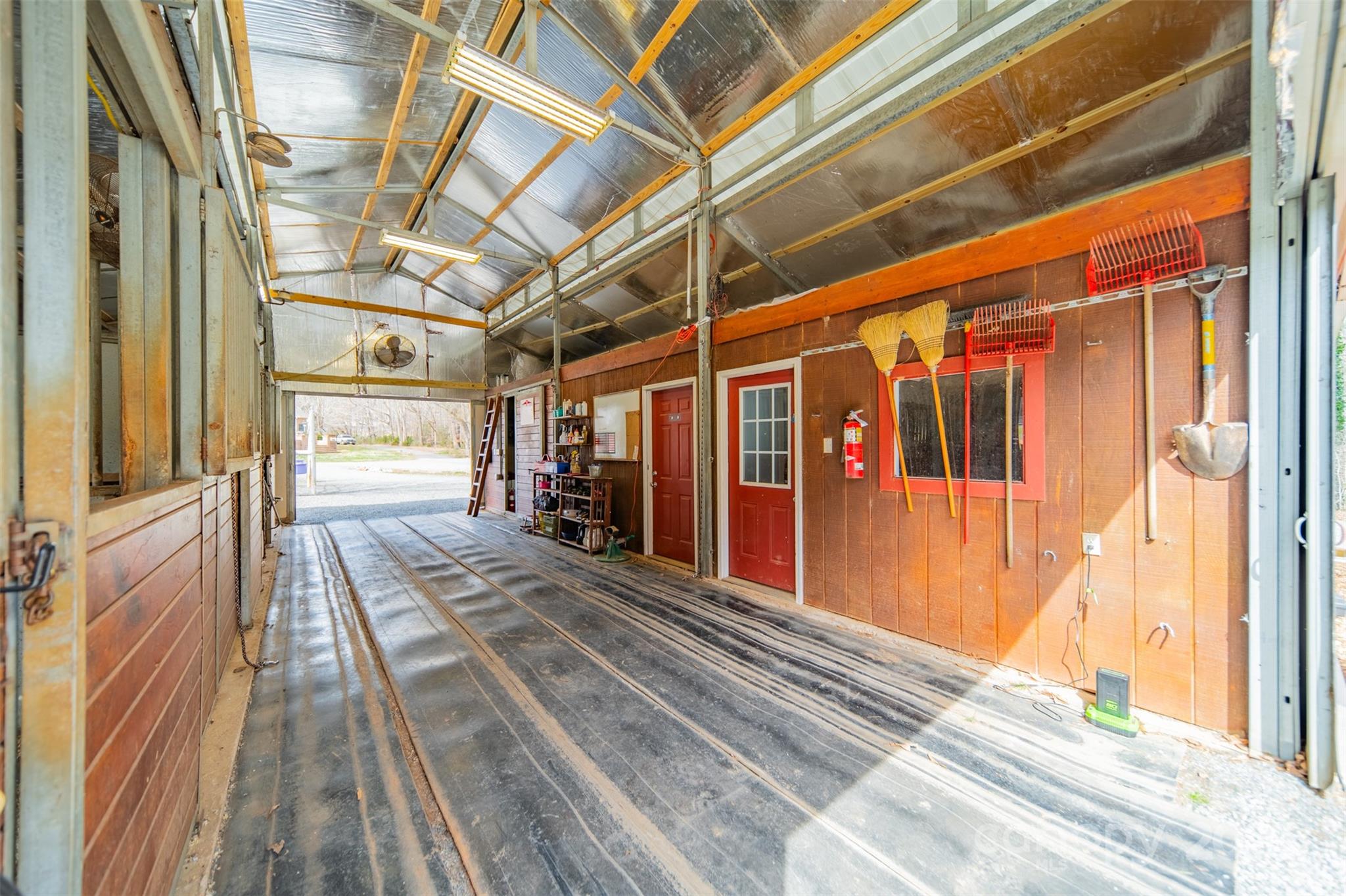565 Trexler Loop