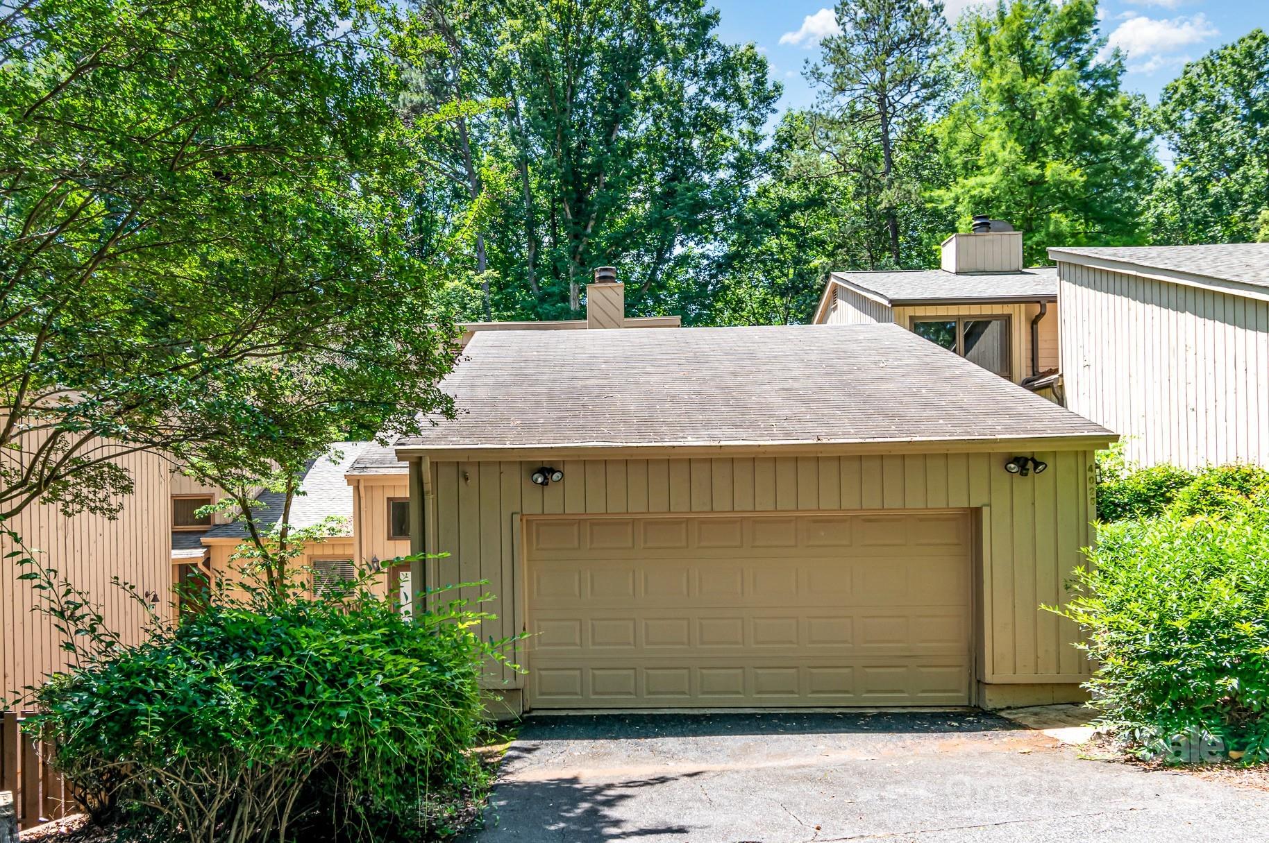 4025 Ivystone Court