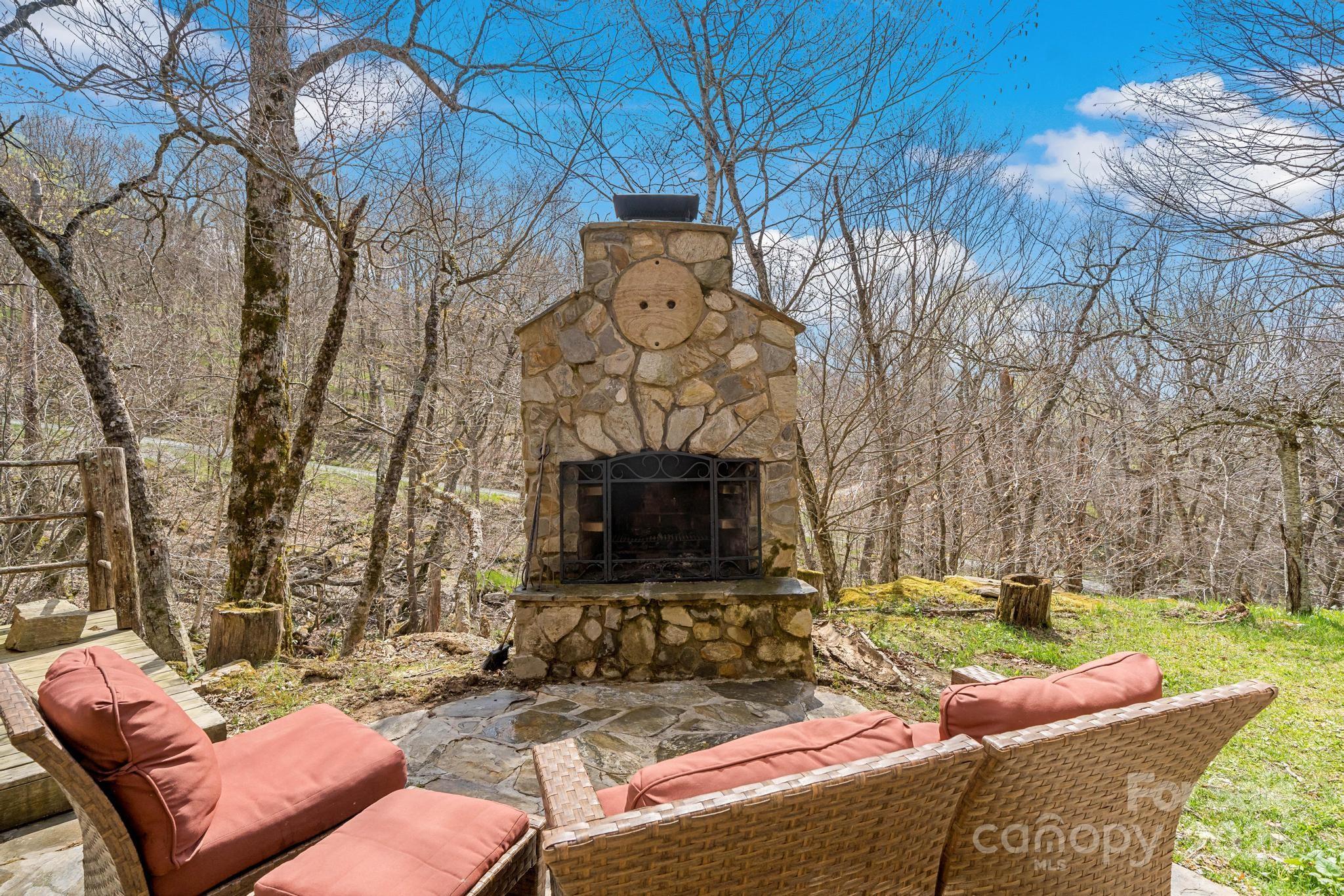 140 Spruce Hollow Road