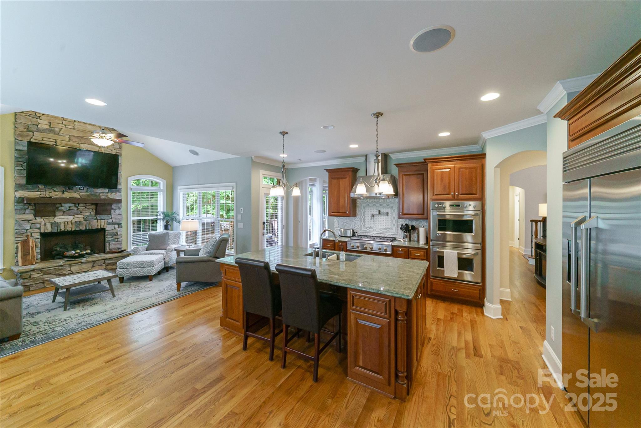 2314 Winding Oaks Trail