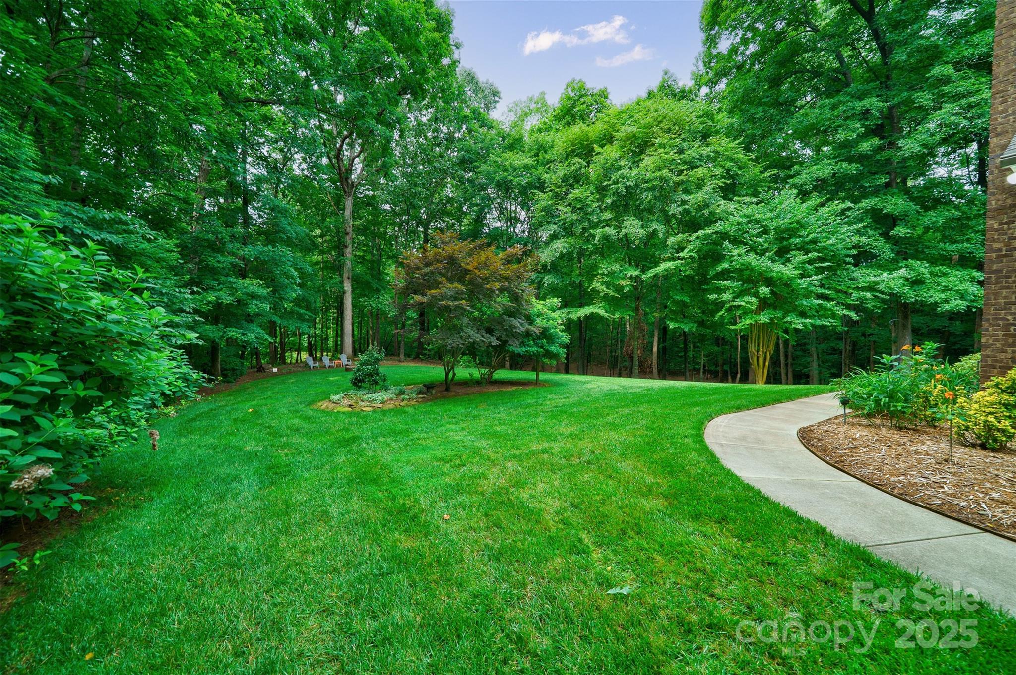 2314 Winding Oaks Trail