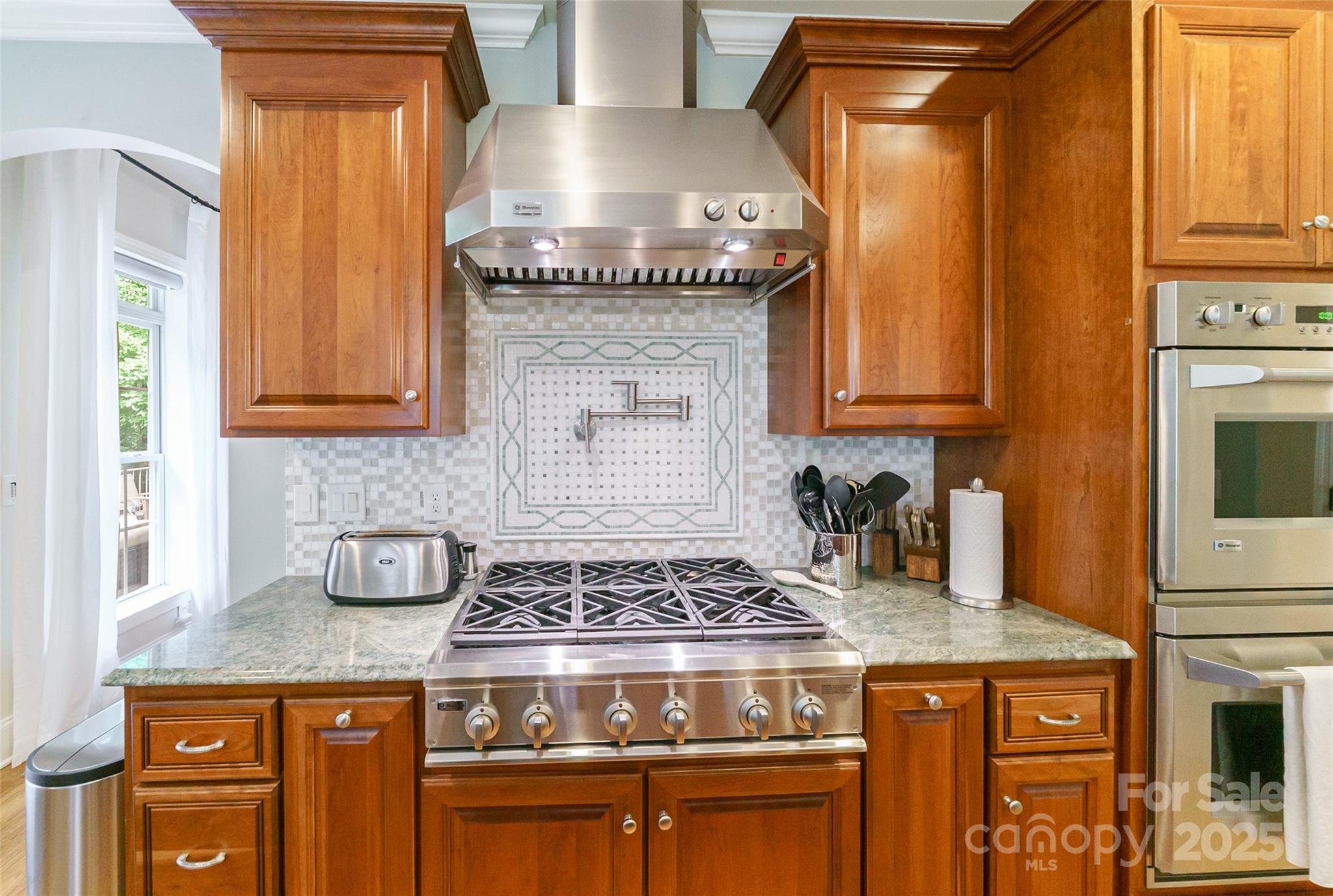 2314 Winding Oaks Trail