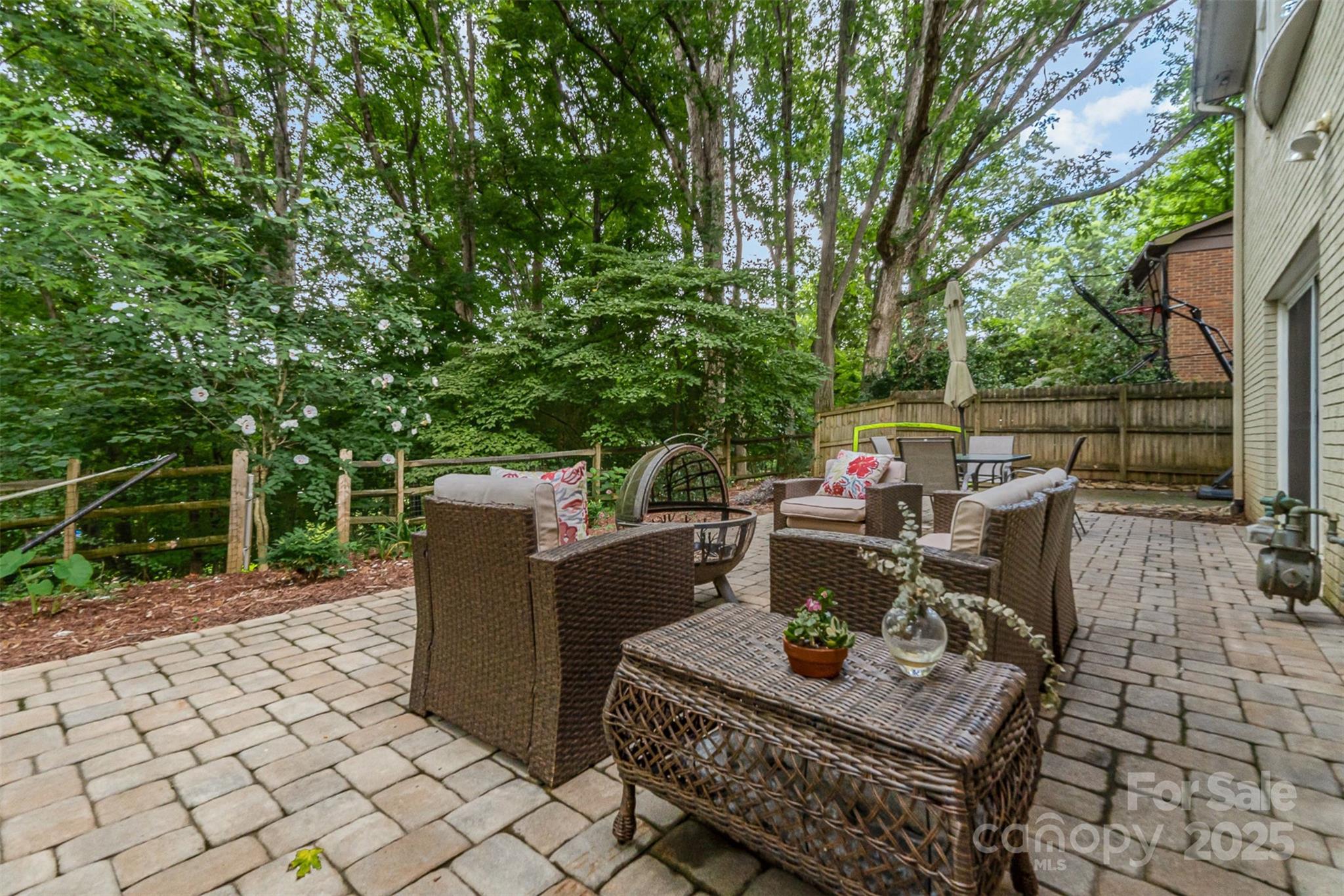 6935 Woodstock Drive