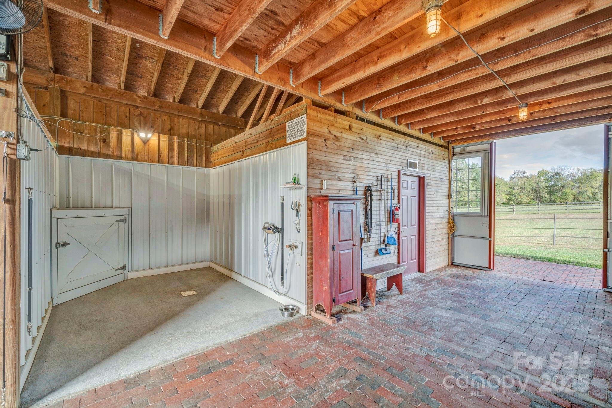 400 Ratledge Road