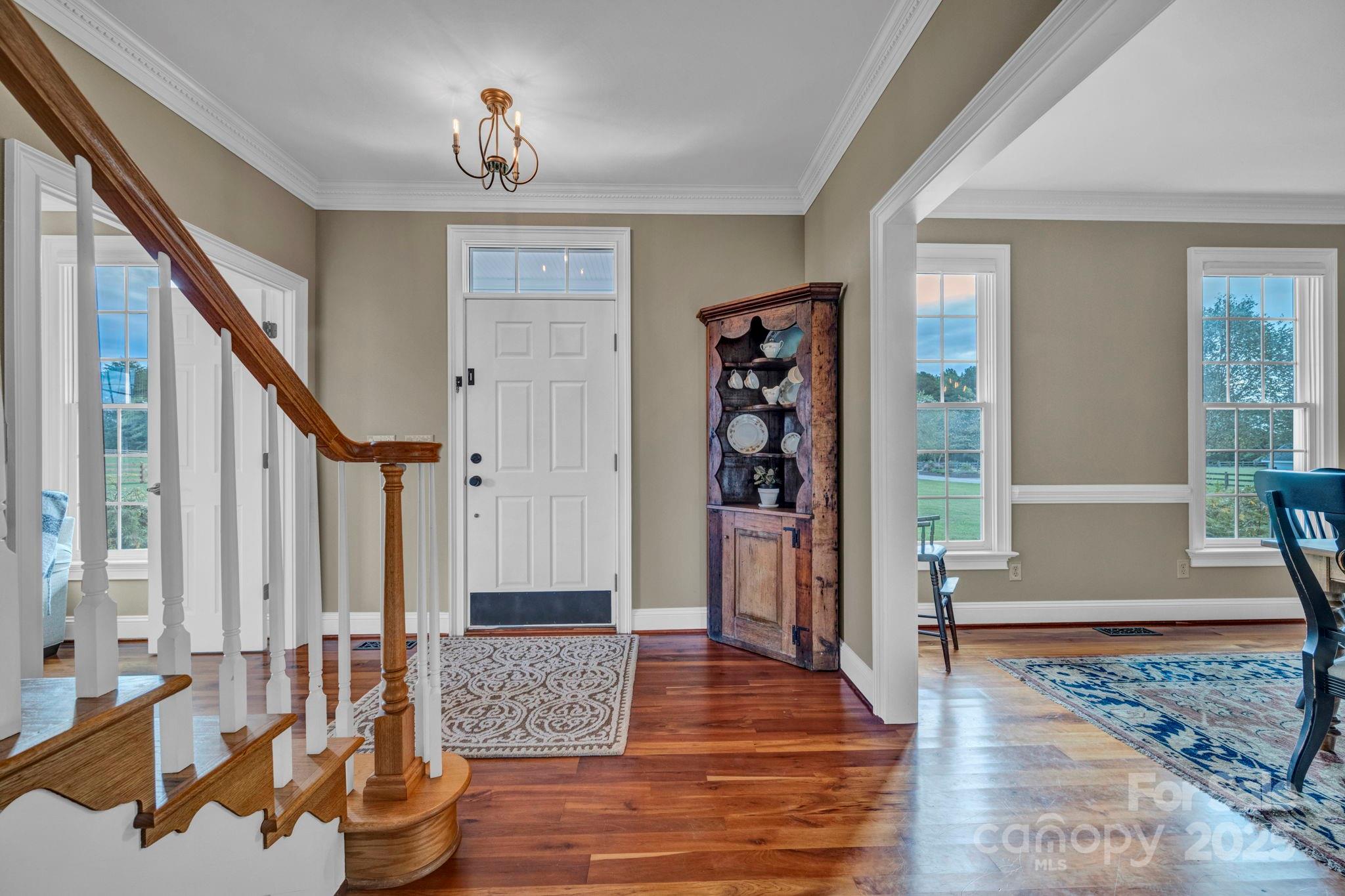 400 Ratledge Road