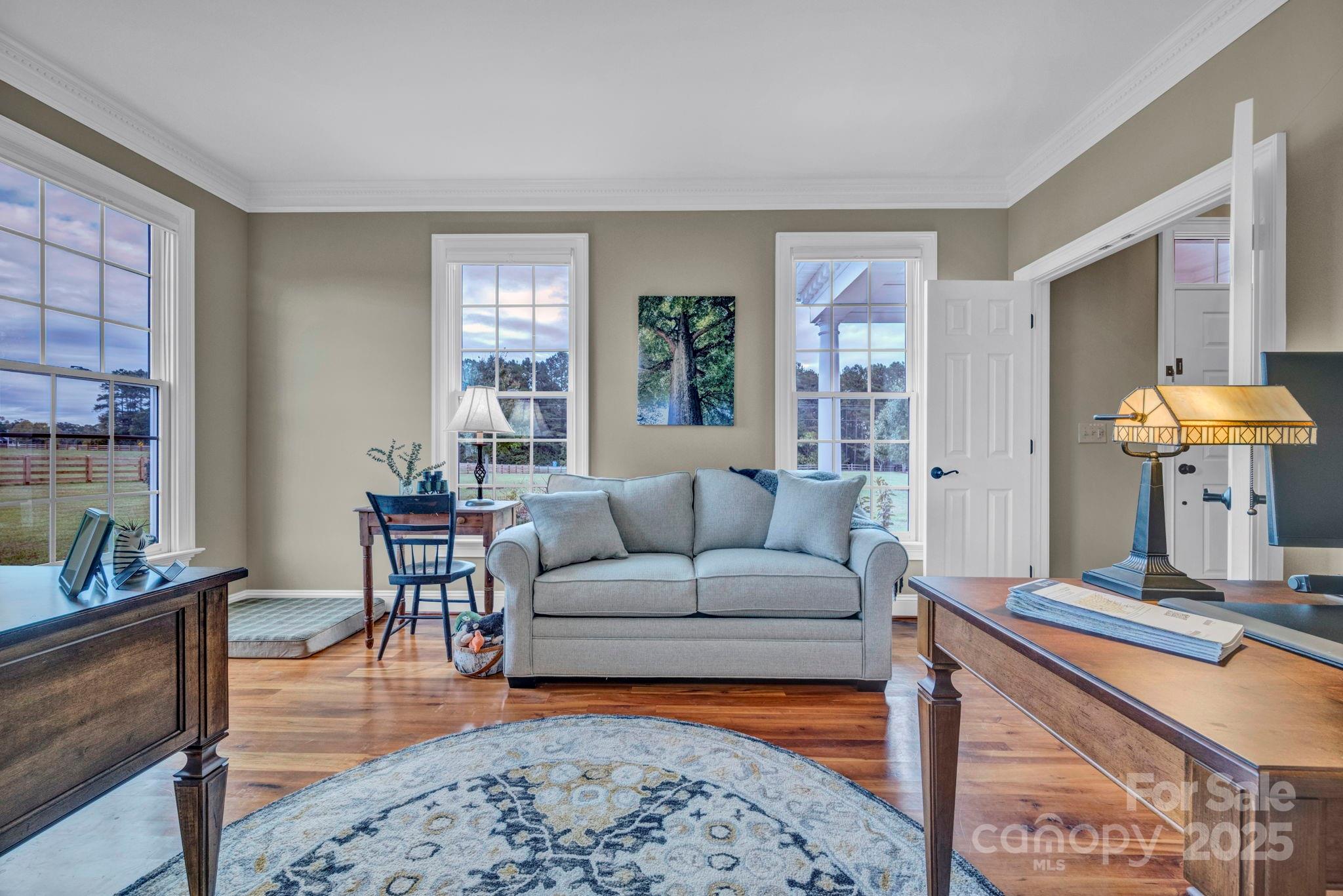 400 Ratledge Road