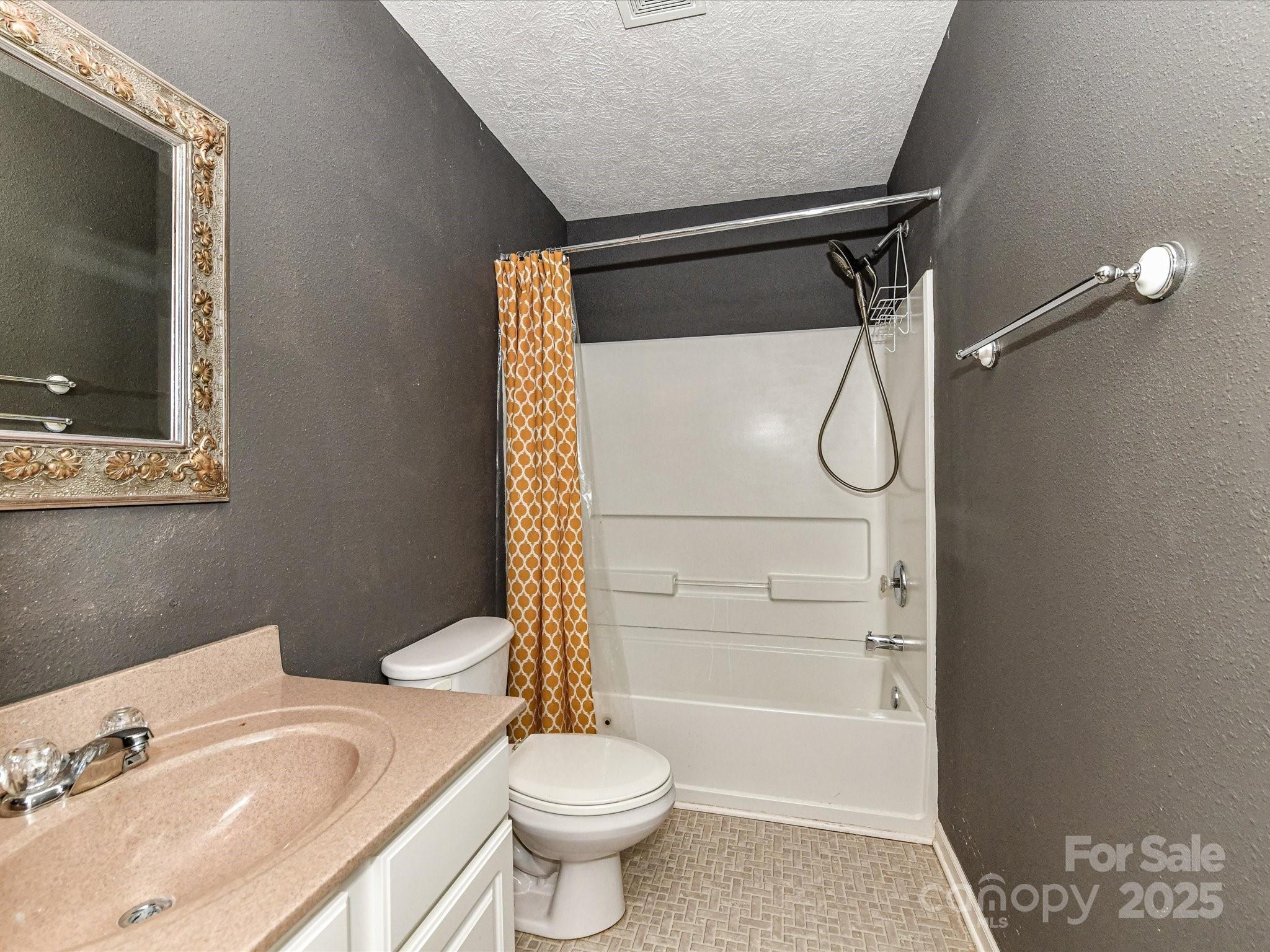 14307 Hartwell Farm Drive