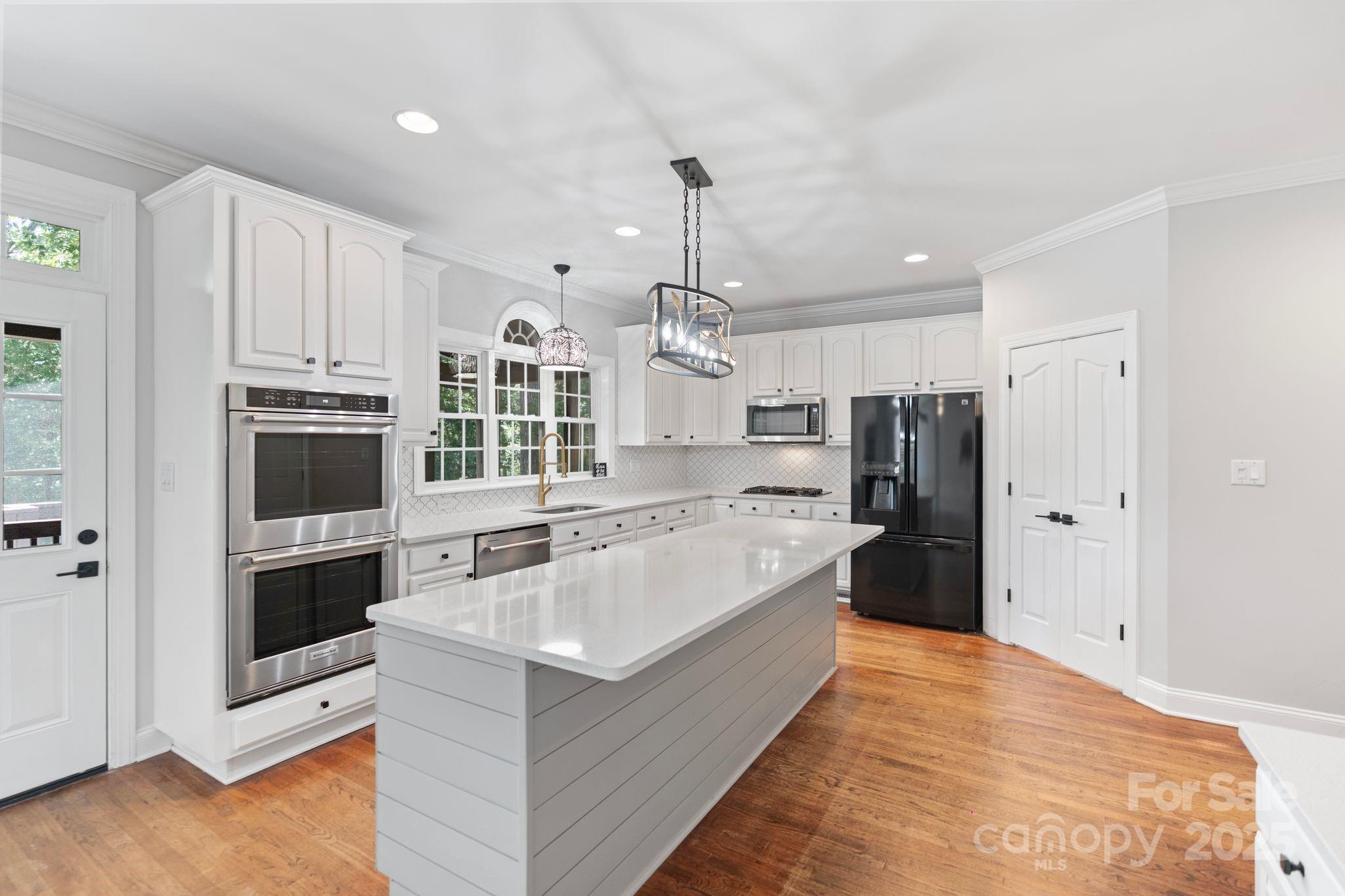 3211 Planters Ridge Road