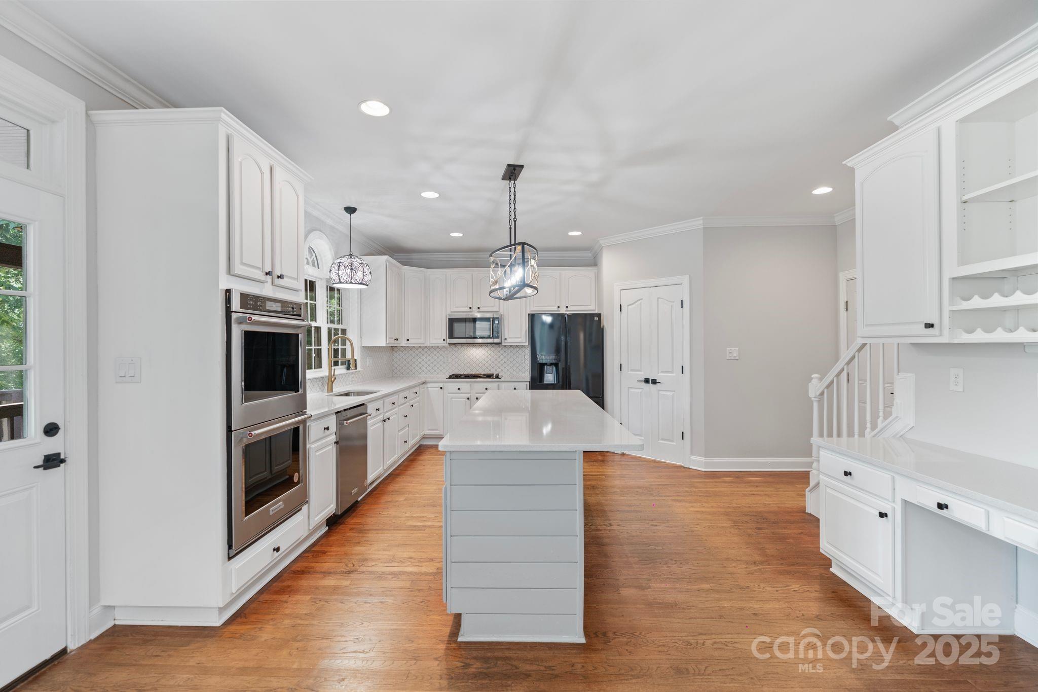 3211 Planters Ridge Road