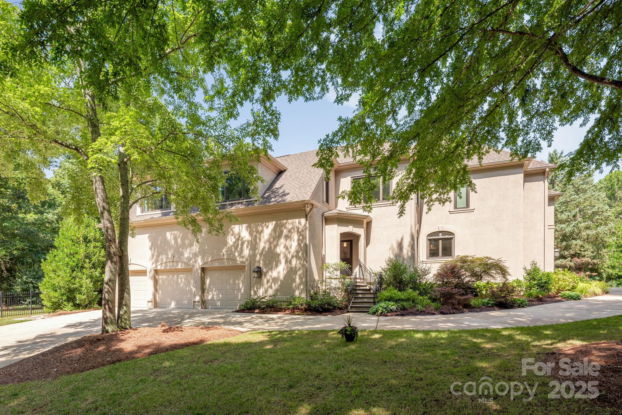 1736 White Pond Lane