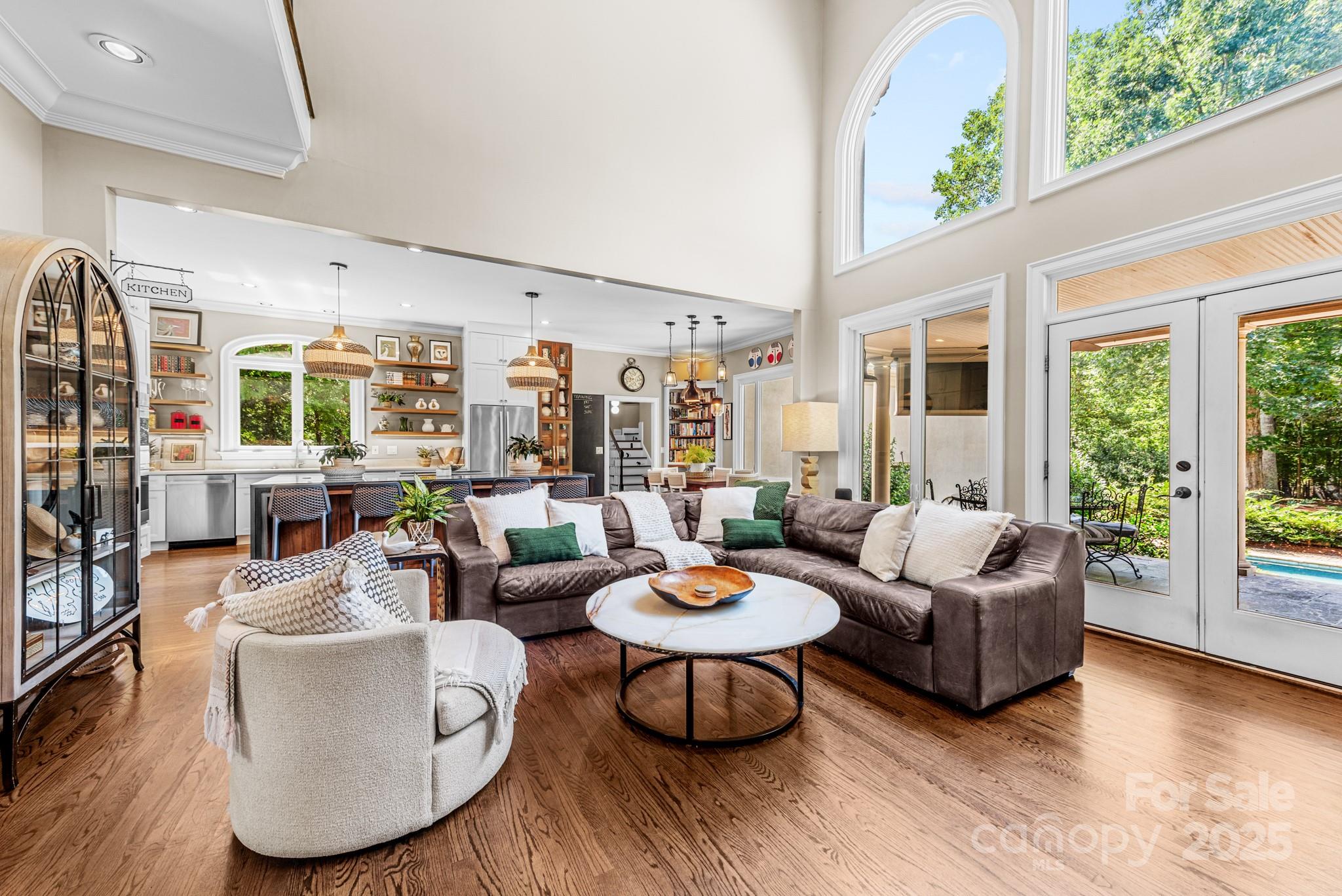 1736 White Pond Lane