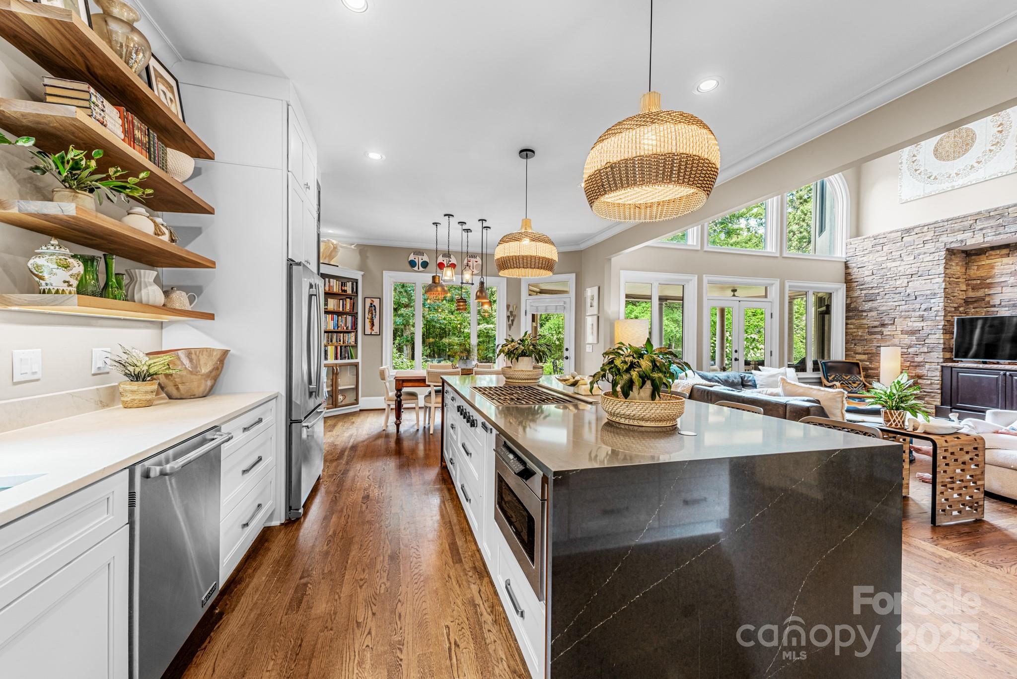 1736 White Pond Lane