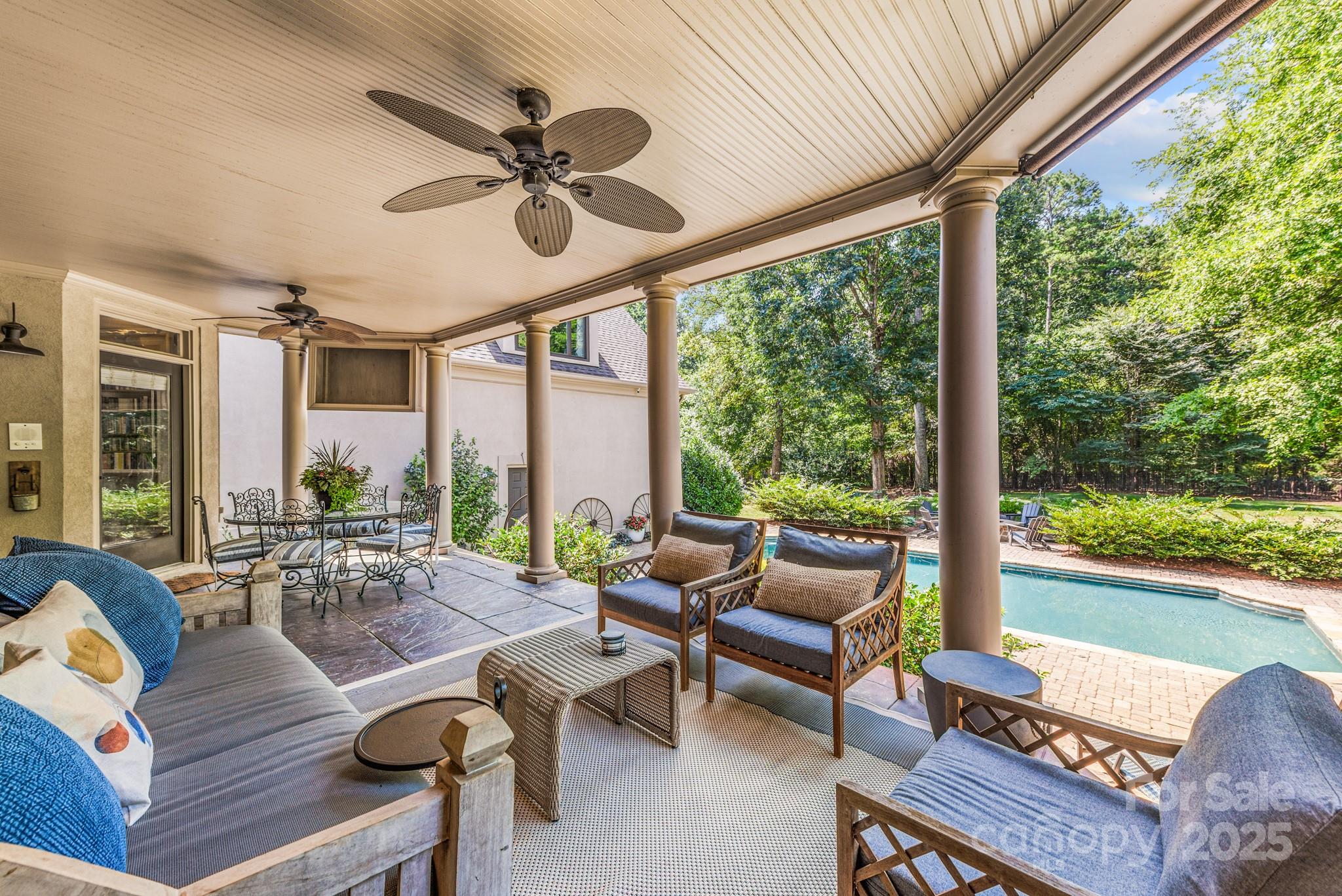 1736 White Pond Lane