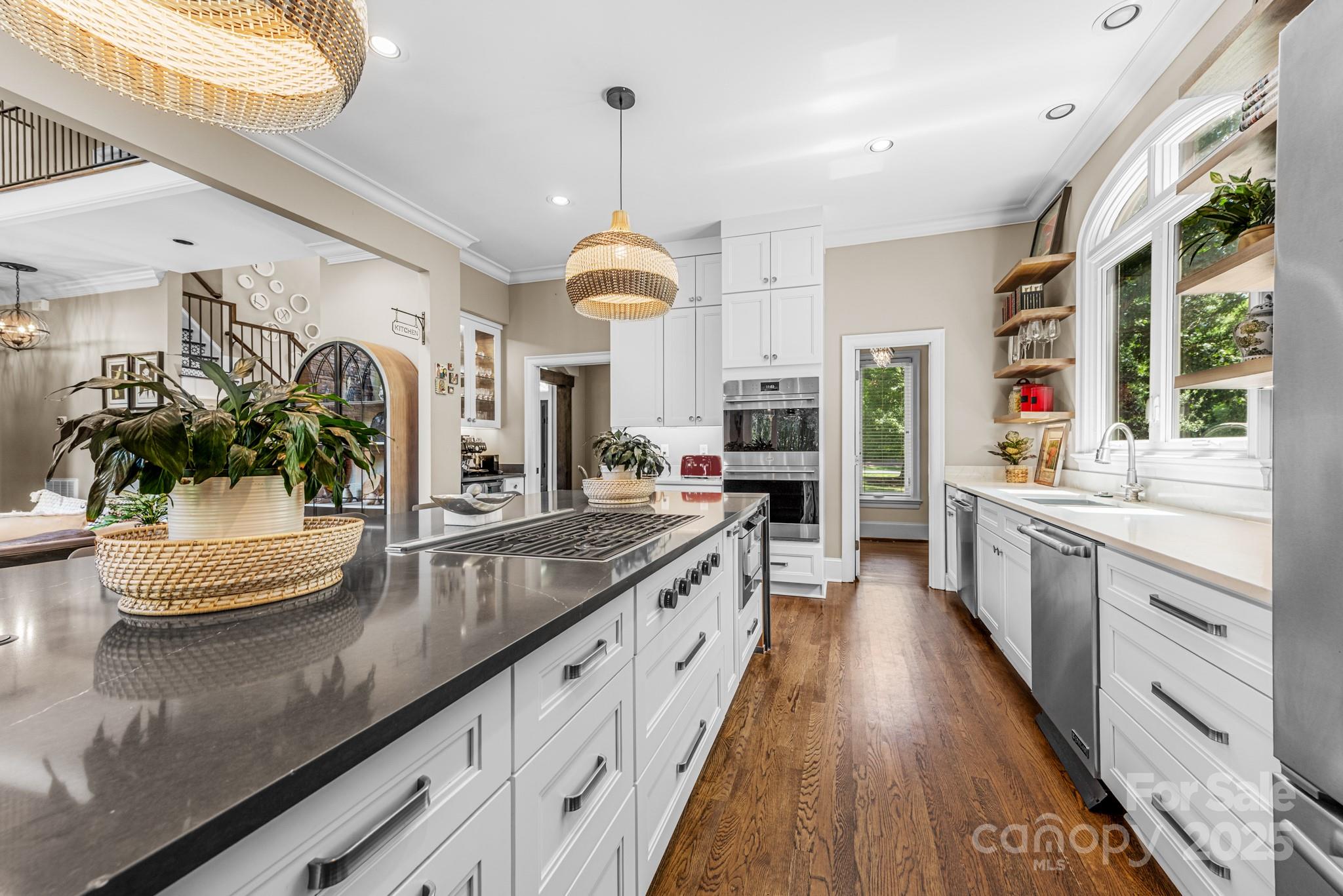 1736 White Pond Lane