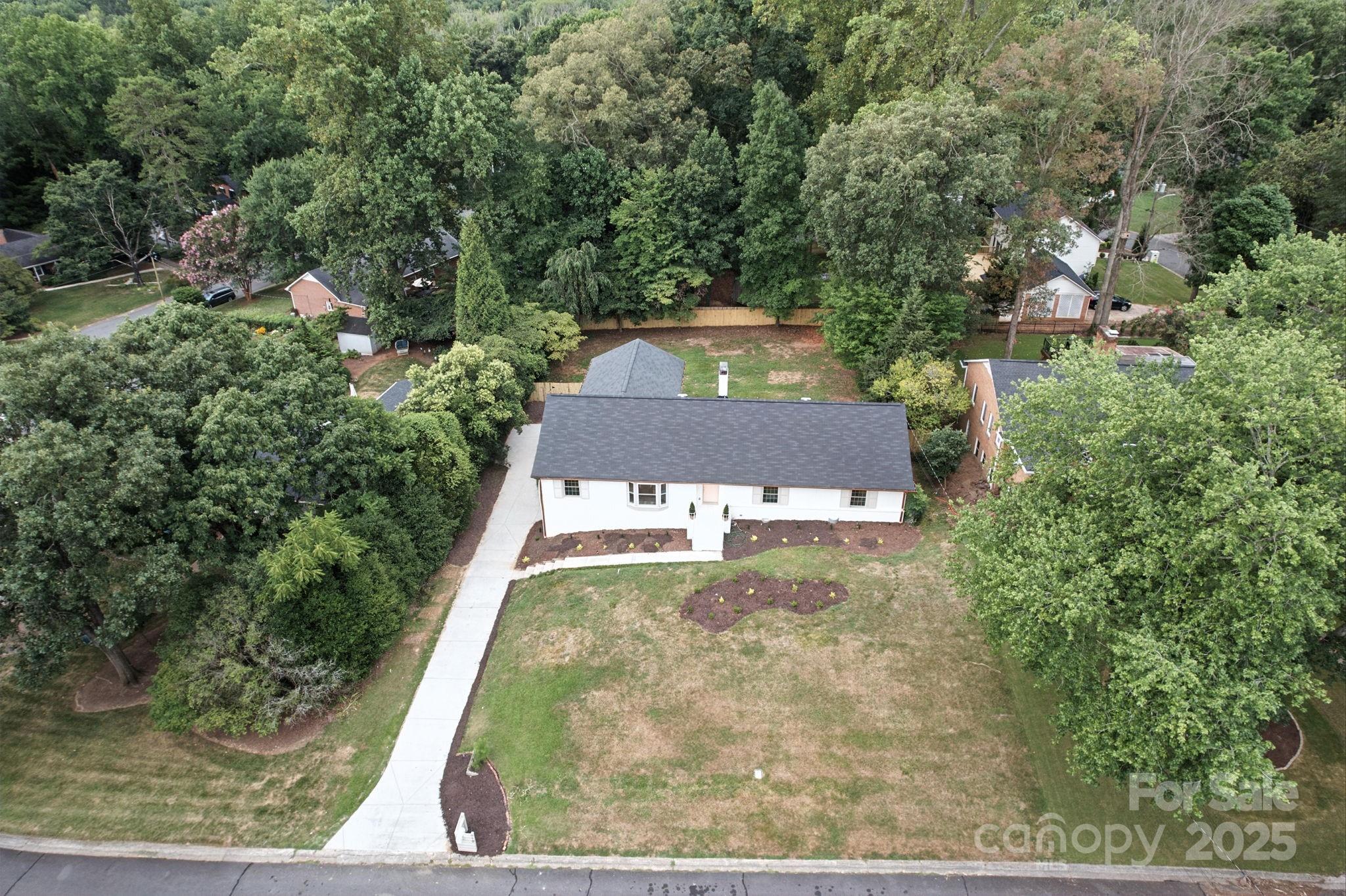710 Peranna Place