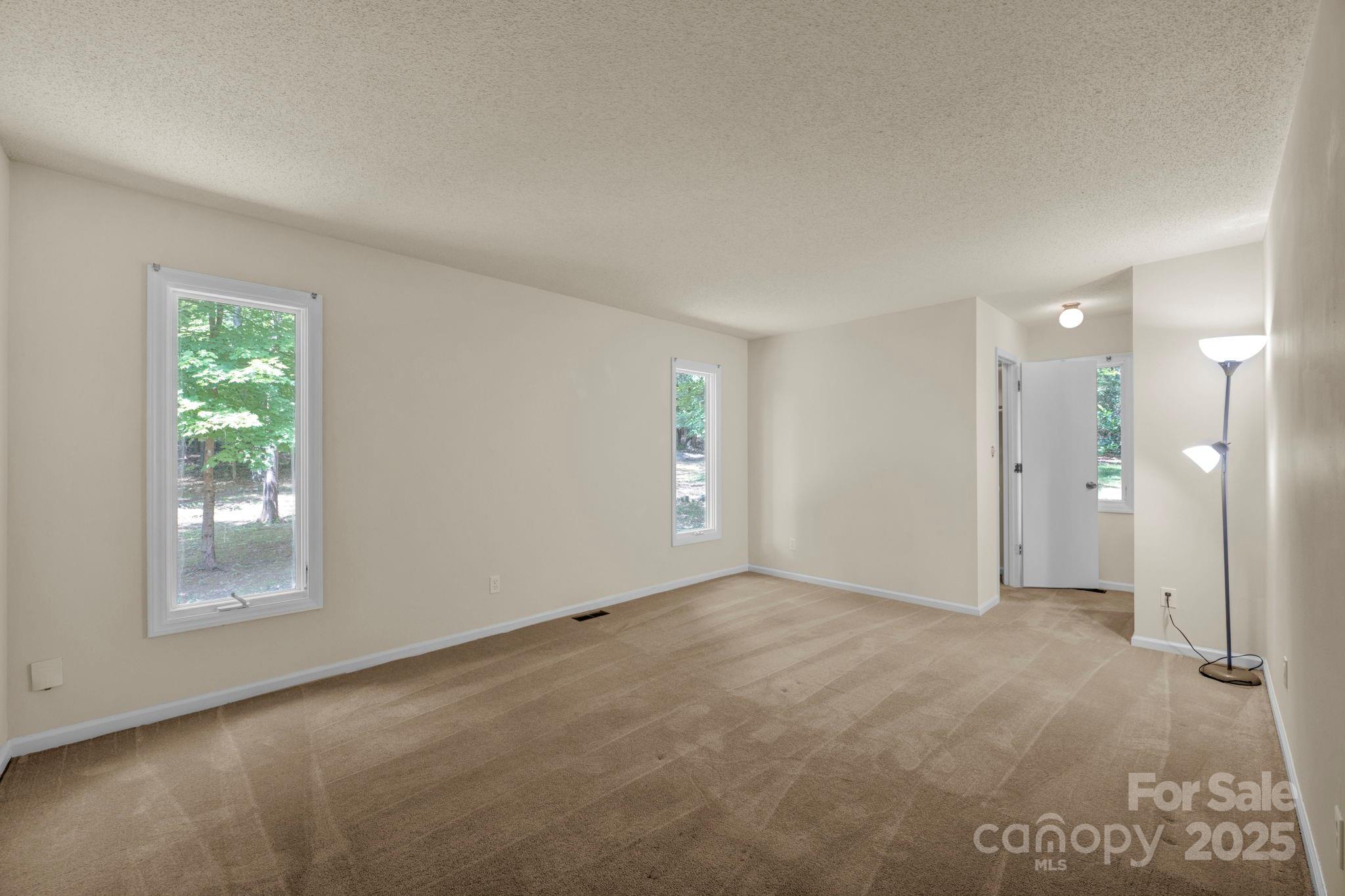 7904 Deep Hollow Court