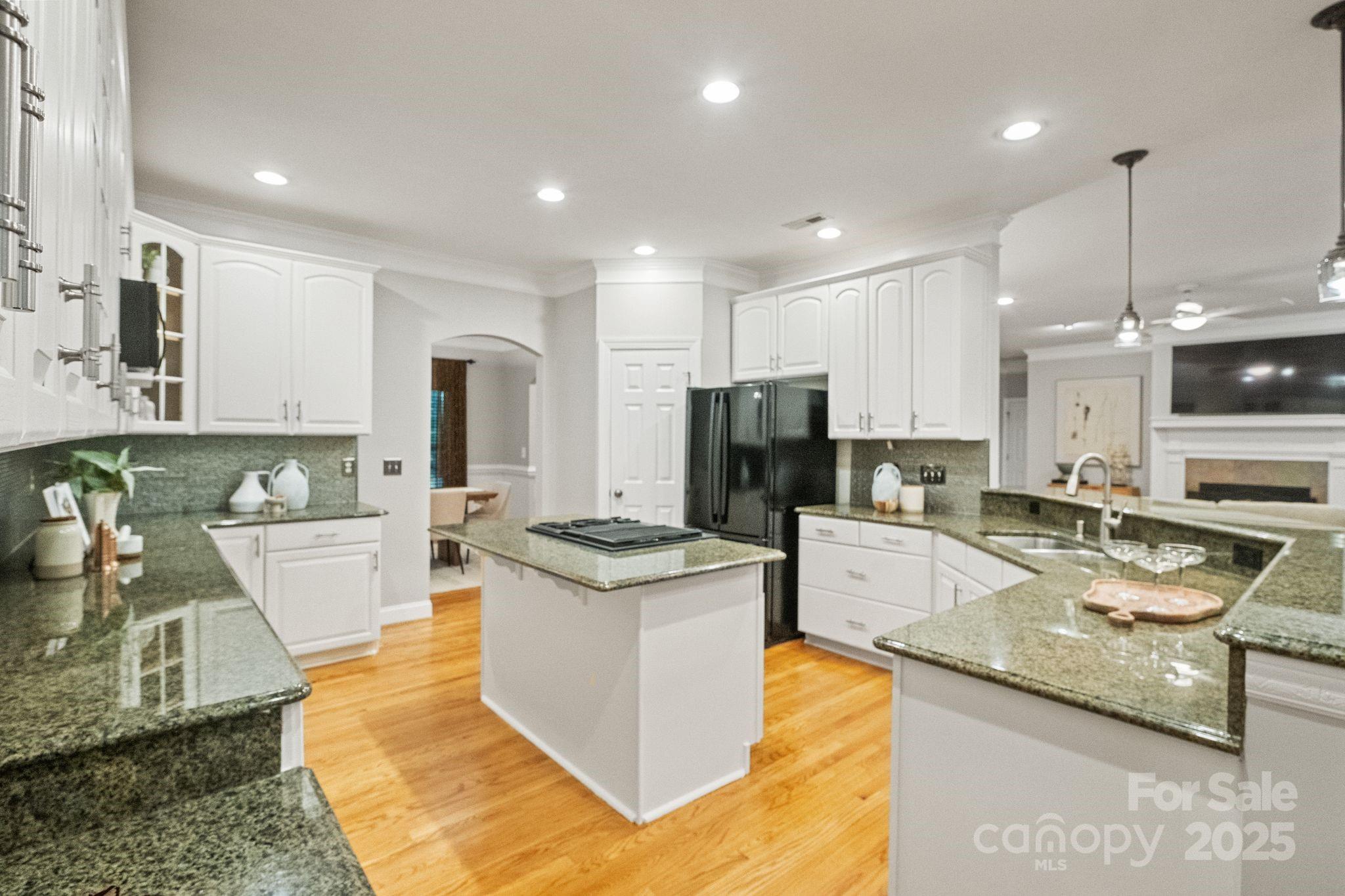 501 Colonels Court