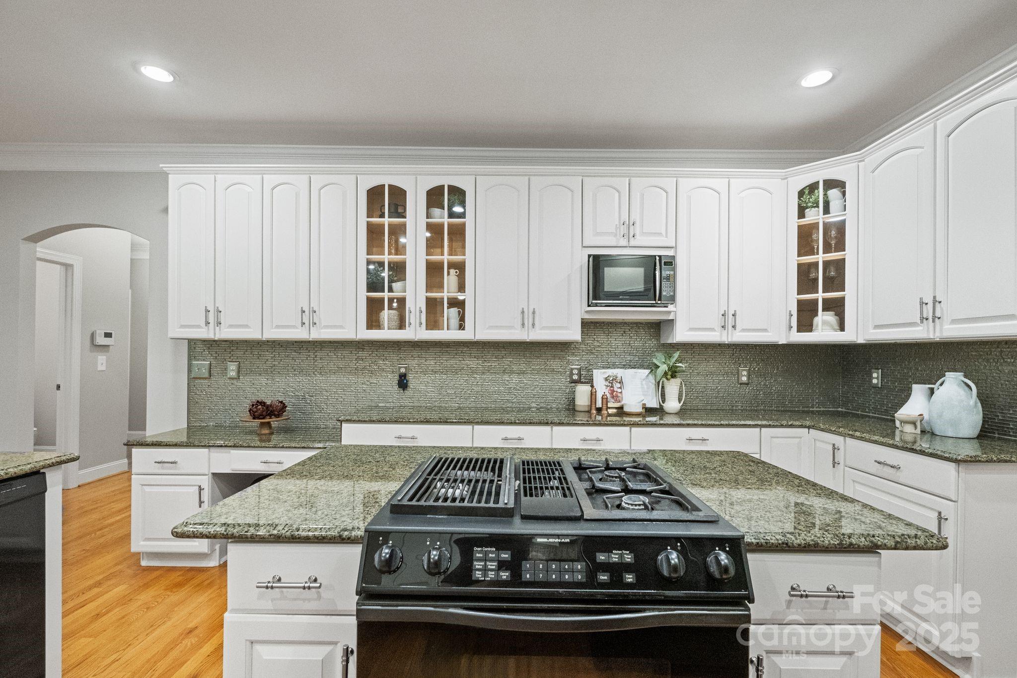 501 Colonels Court