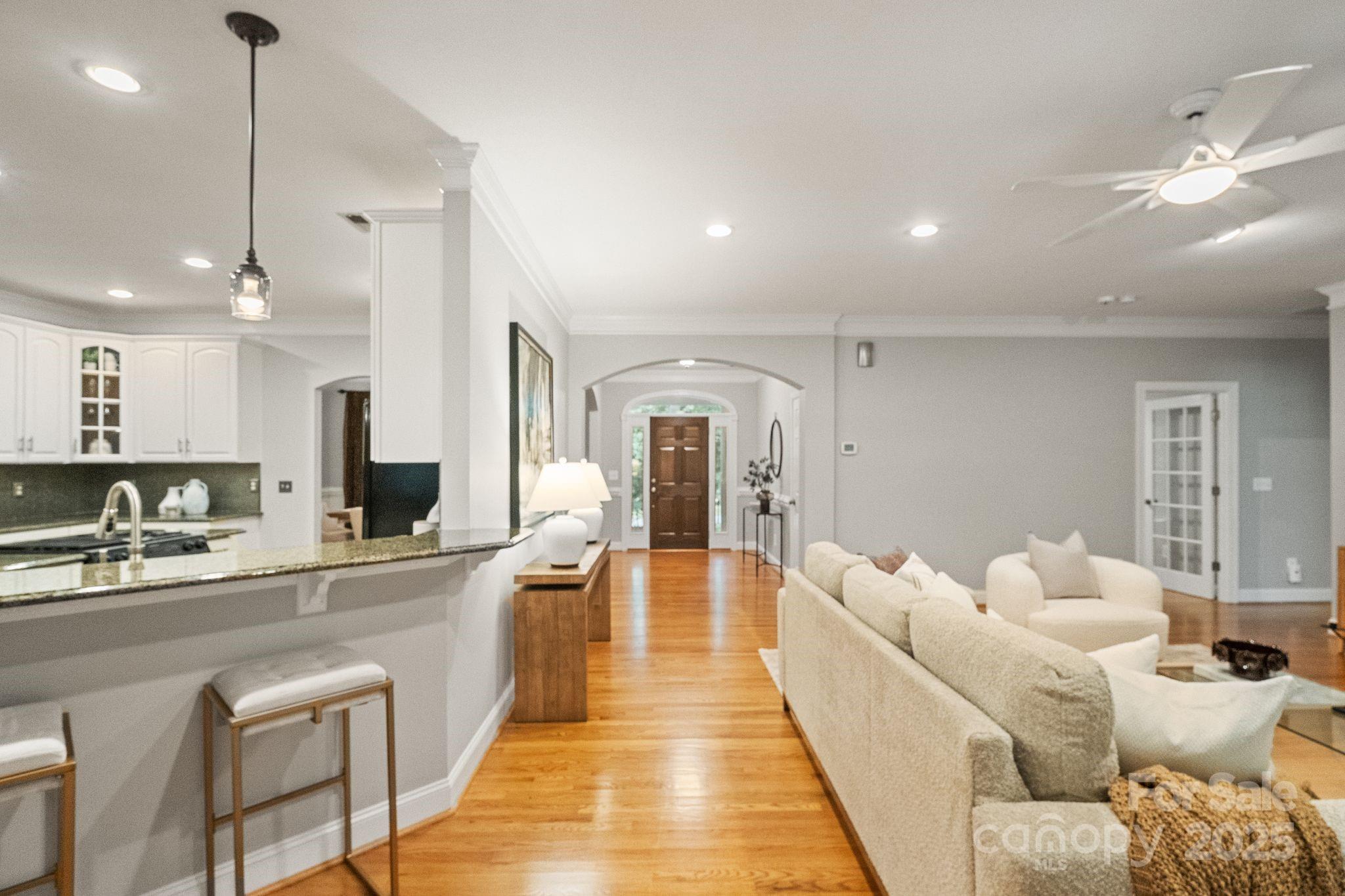 501 Colonels Court
