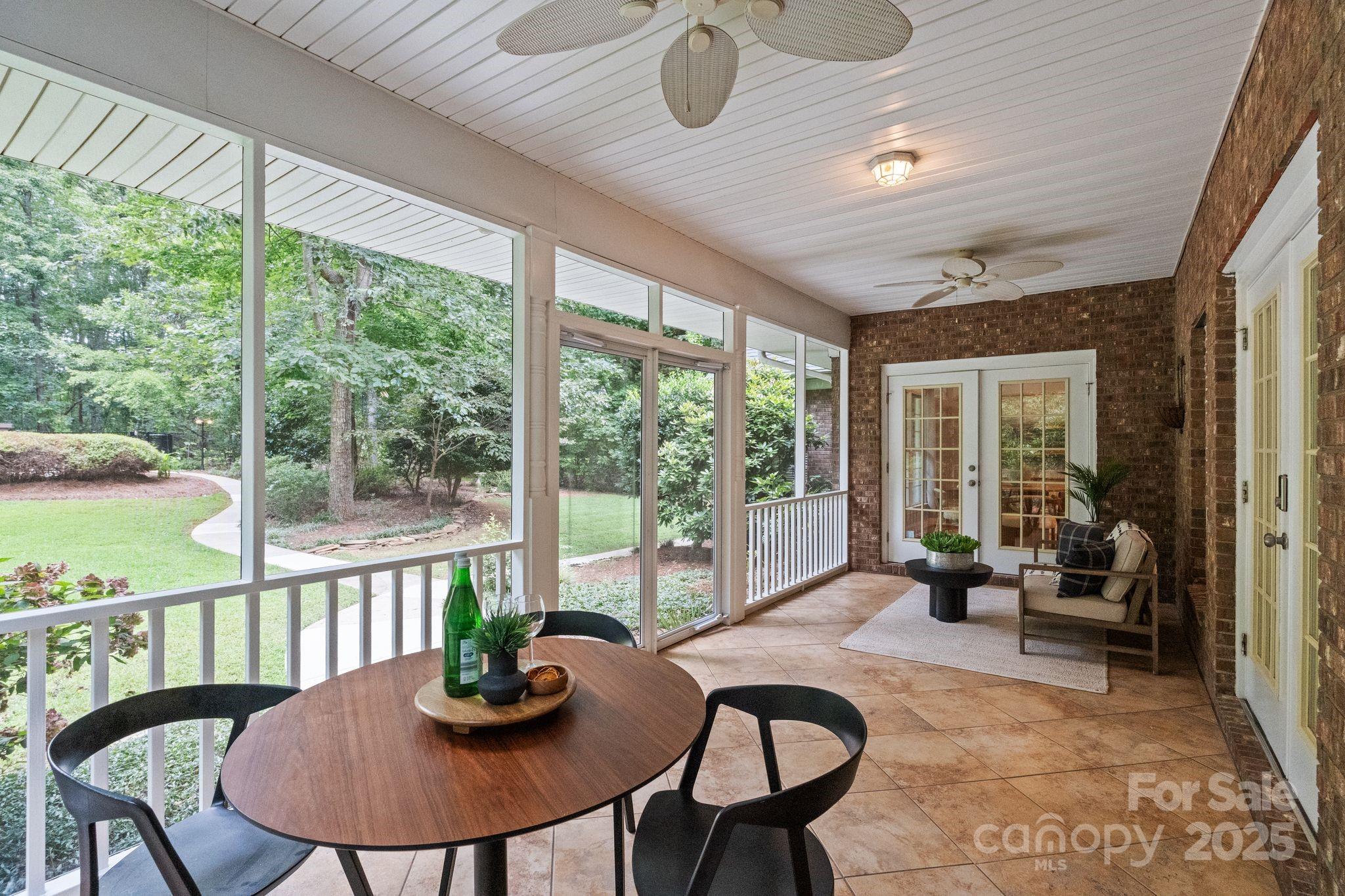 501 Colonels Court